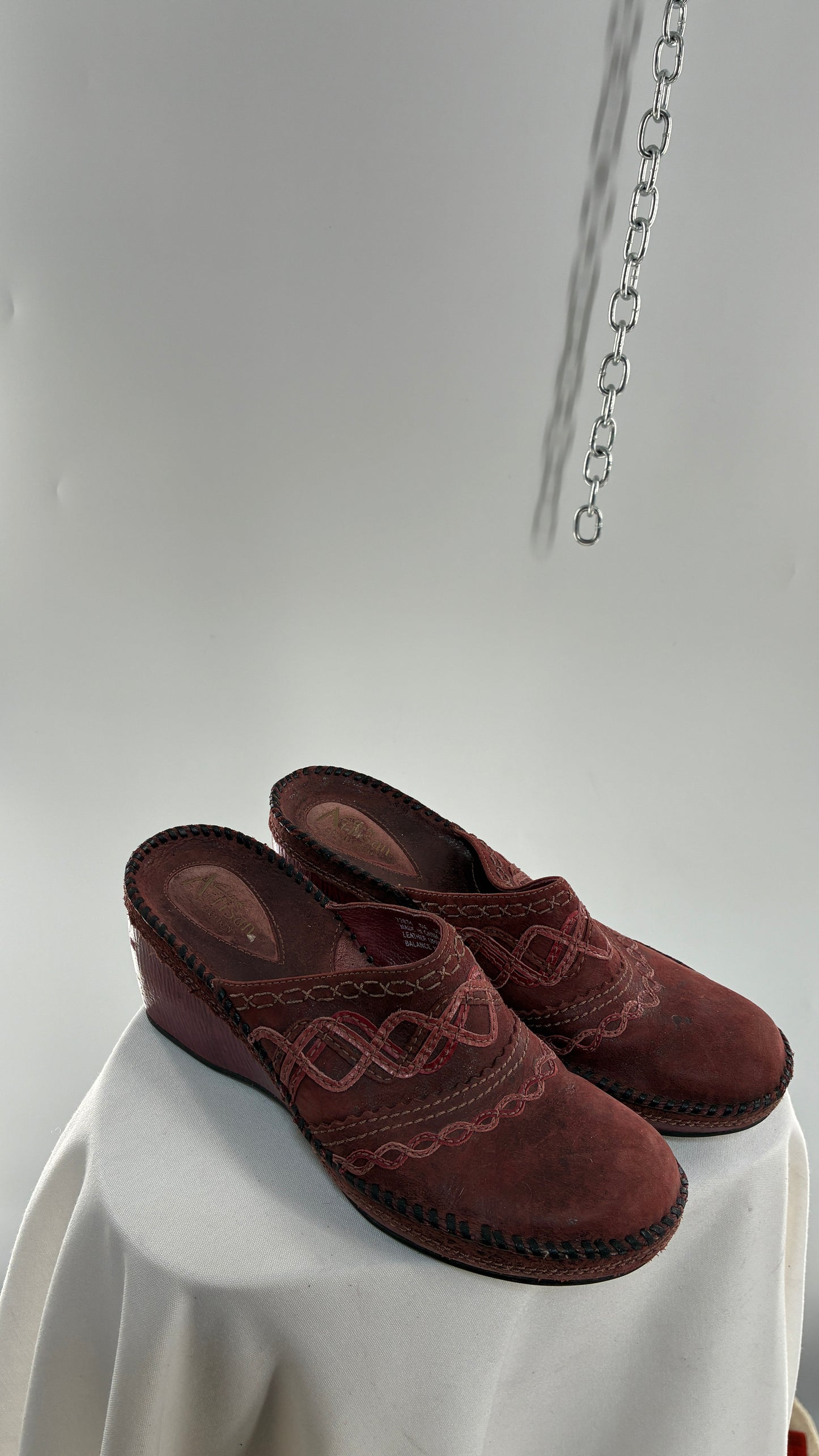 ARTISAN Clark’s Maroon Red Leather Clogs (8)