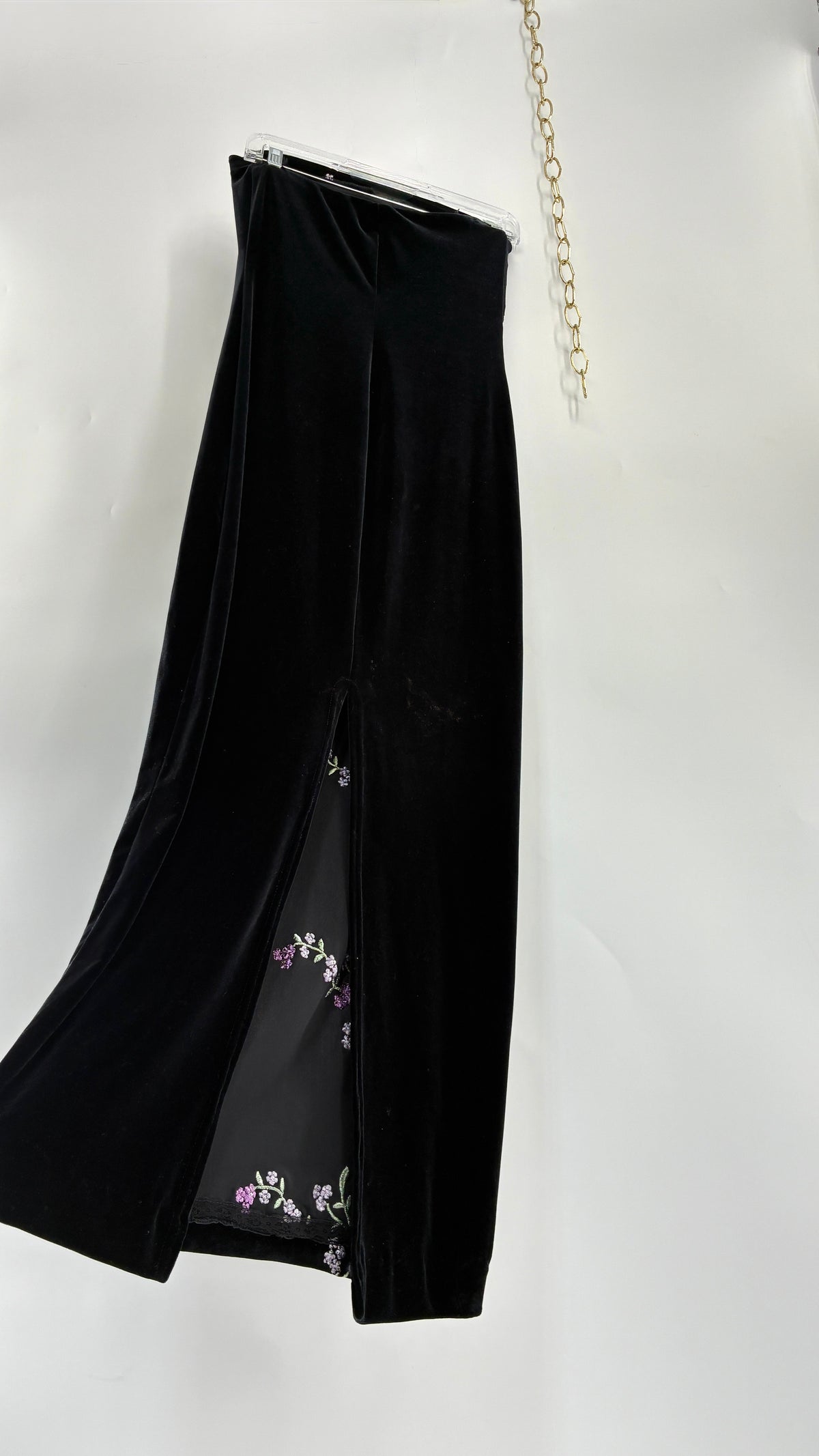 Vintage ROBERTA 1990s Black Velour Strapless Dress with Embroidered Flowers (Medium)