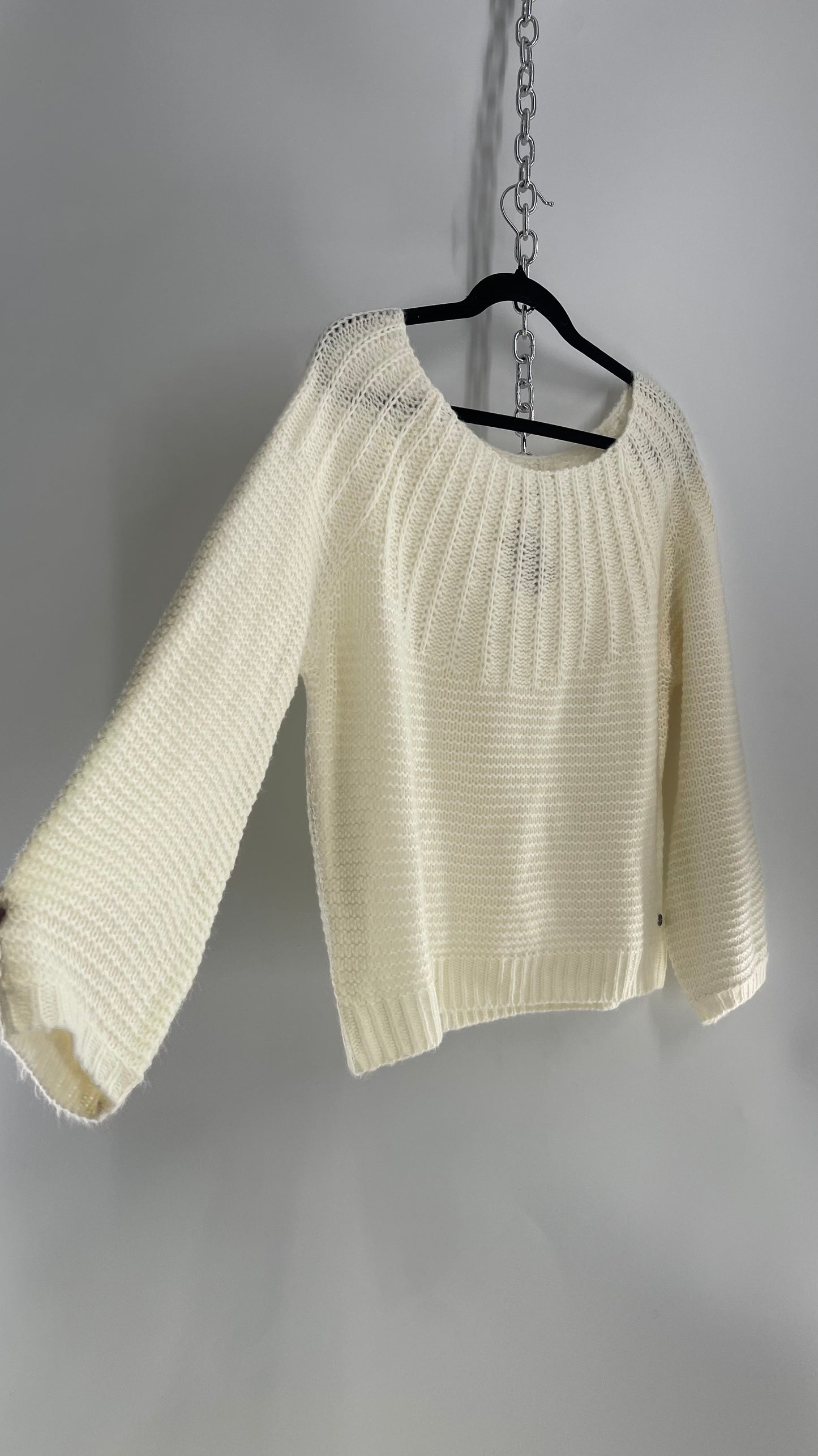 ROXY White Knit Sweater (Medium)