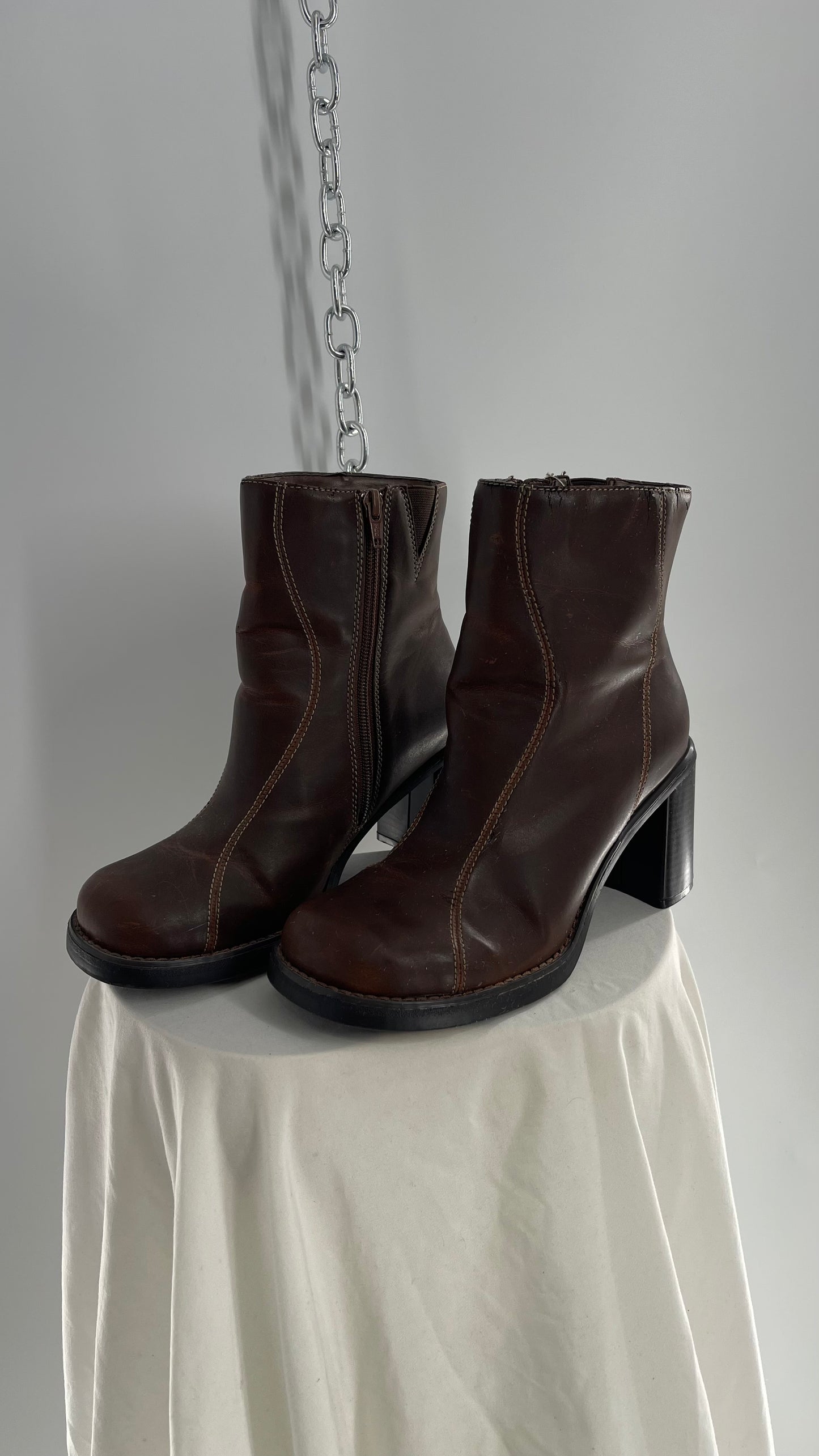 Vintage Lower East Side Brown Leather Wavy Stitch Round Toe Booties with Chunky Heel  (8.5)