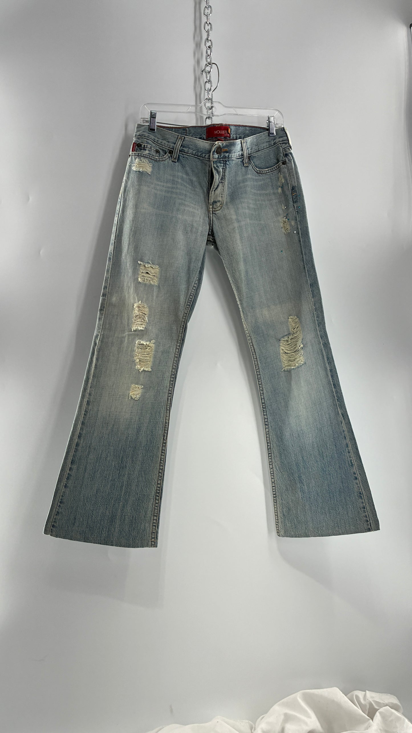 Vintage HOLLISTER Light Wash Distressed Jeans with Rhinestone Details (7)