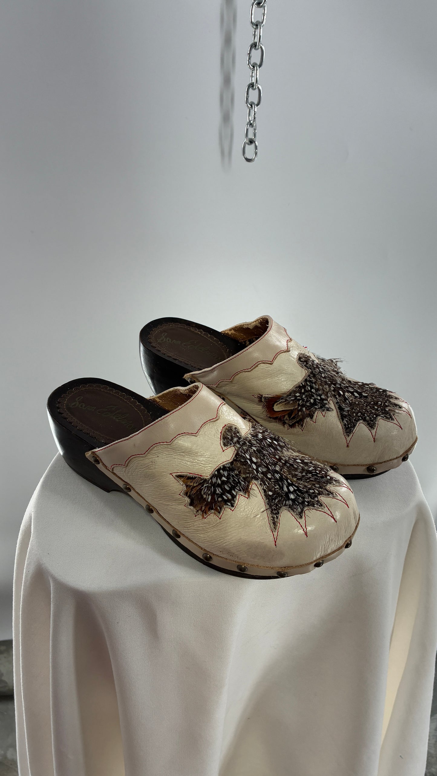 RARE 1970s Vintage SAM EDELMAN Cream Leather Clog with Feathered Phoenix (8)
