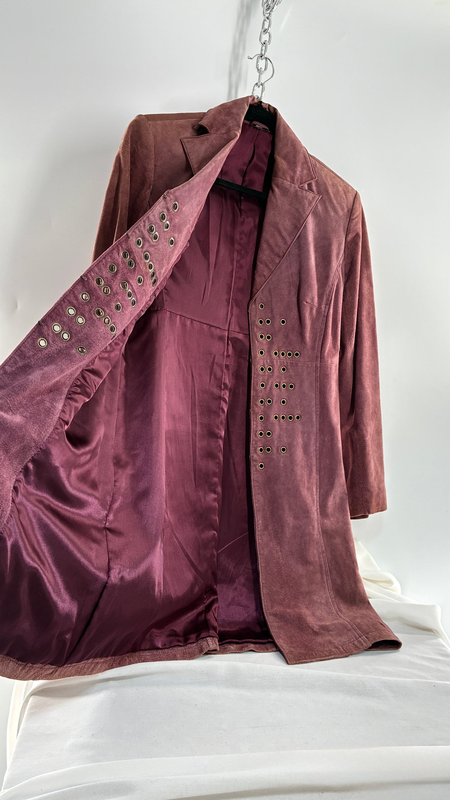 Vintage BANDOLINO Genuine Suede Dusty Mauve Coat with Gold Grommet Detailing (Small)