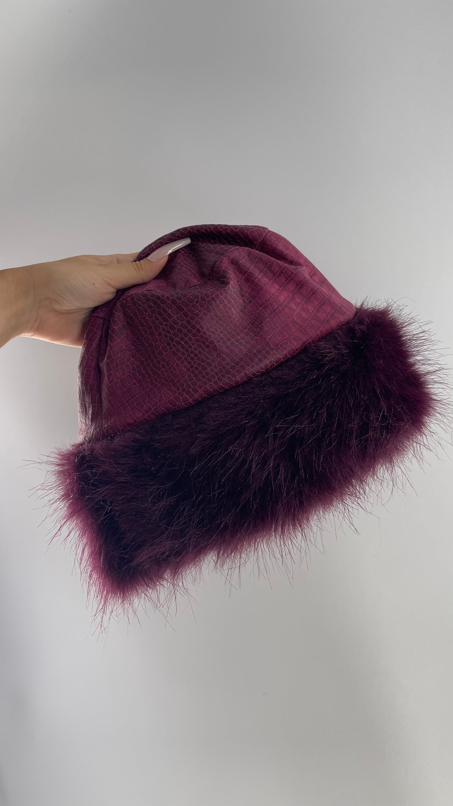 Vintage Purple Snake Patterned Hat with Faux Fur Trim