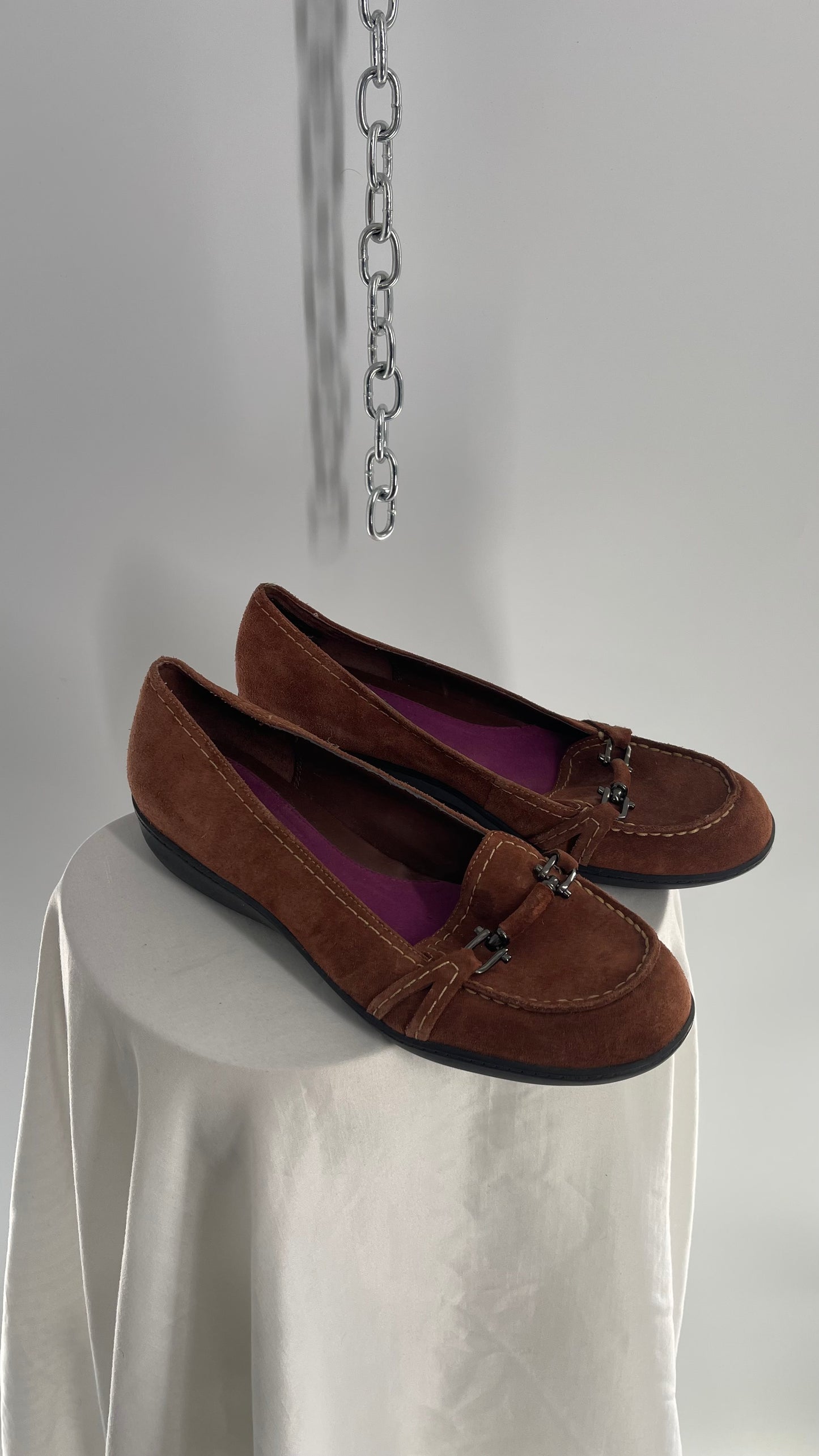 Vintage Aerosoles Suede Leather Flats with Buckle Detail  (11)