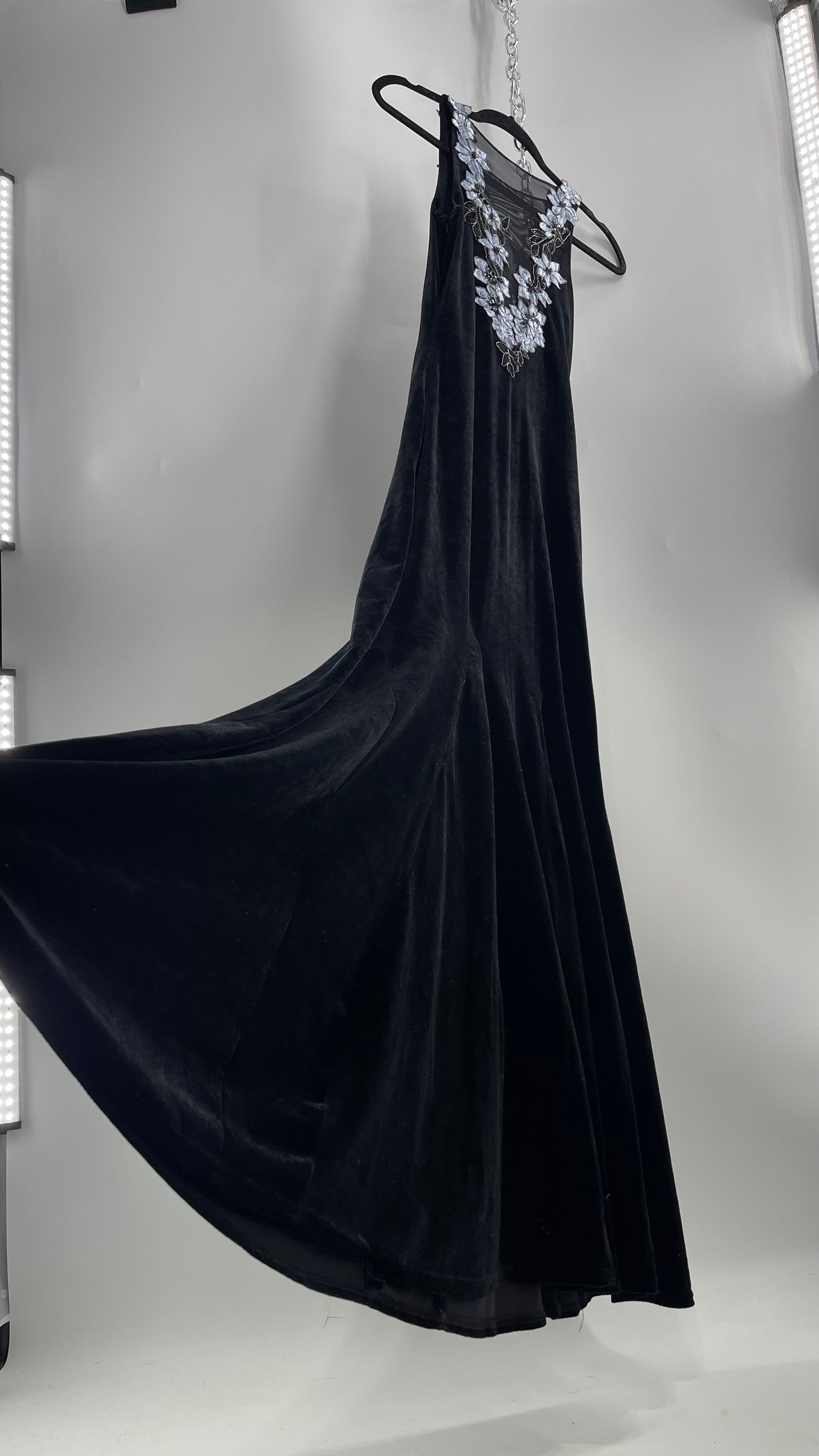 Vintage Jessica McClintock Black Velvet Fit And Flare Gown with Plunging Neckline Covered in Embroidered Beaded Pale Blue Flowers (2)