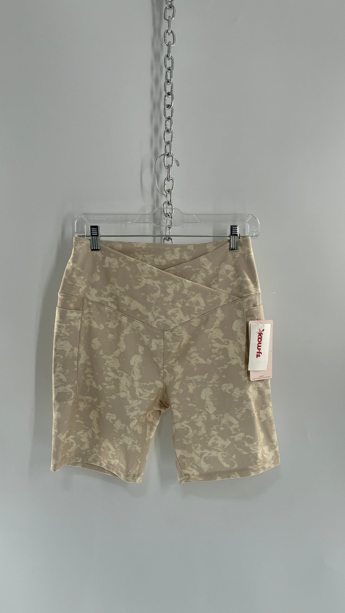 DANSKIN Beige Biker Short with Tags Attached (Large)