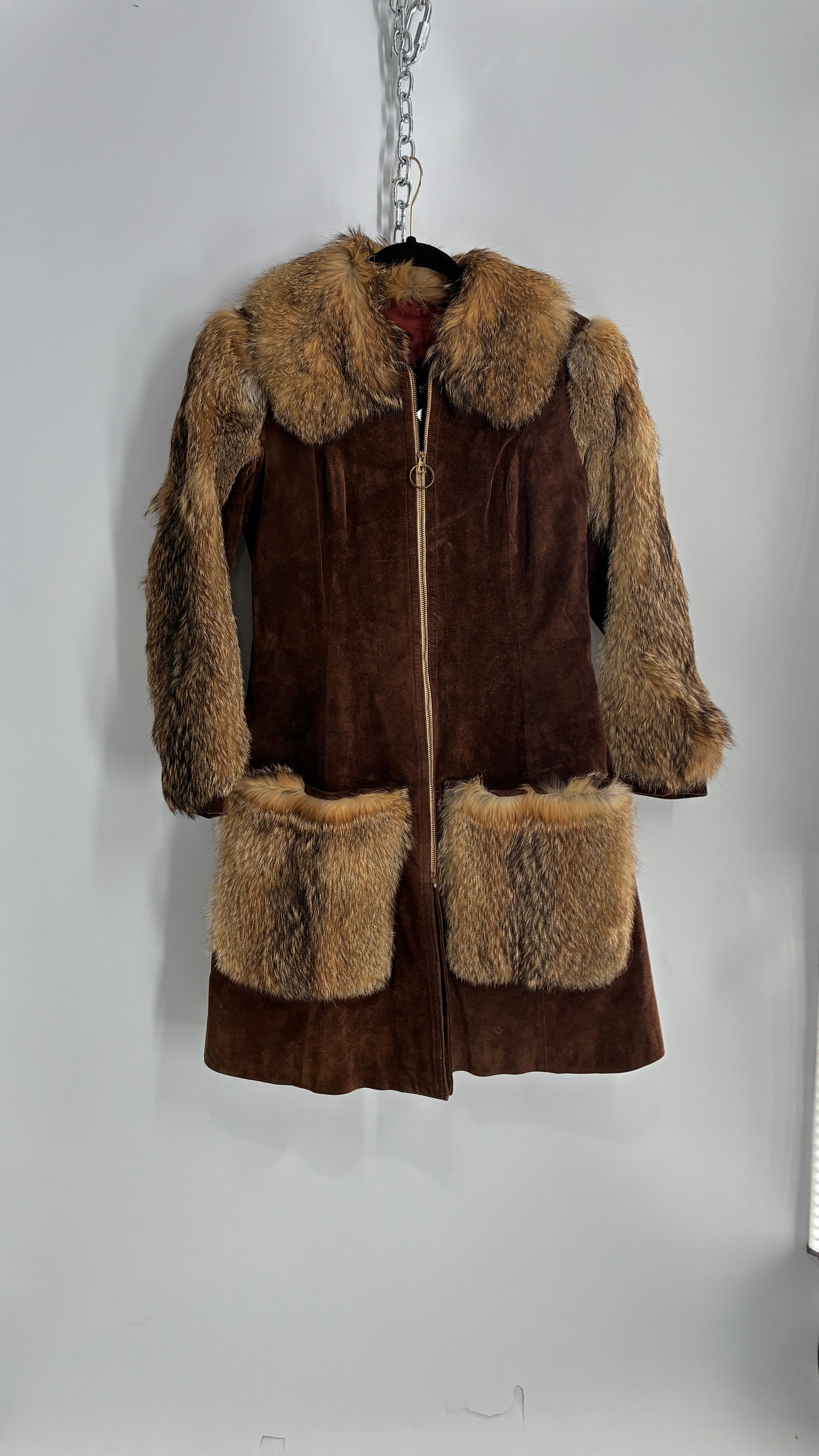 Vintage Cederland 1970s Genuine Suede Leather Coat with Fur Pockets, Sleeves, and Collar (44)