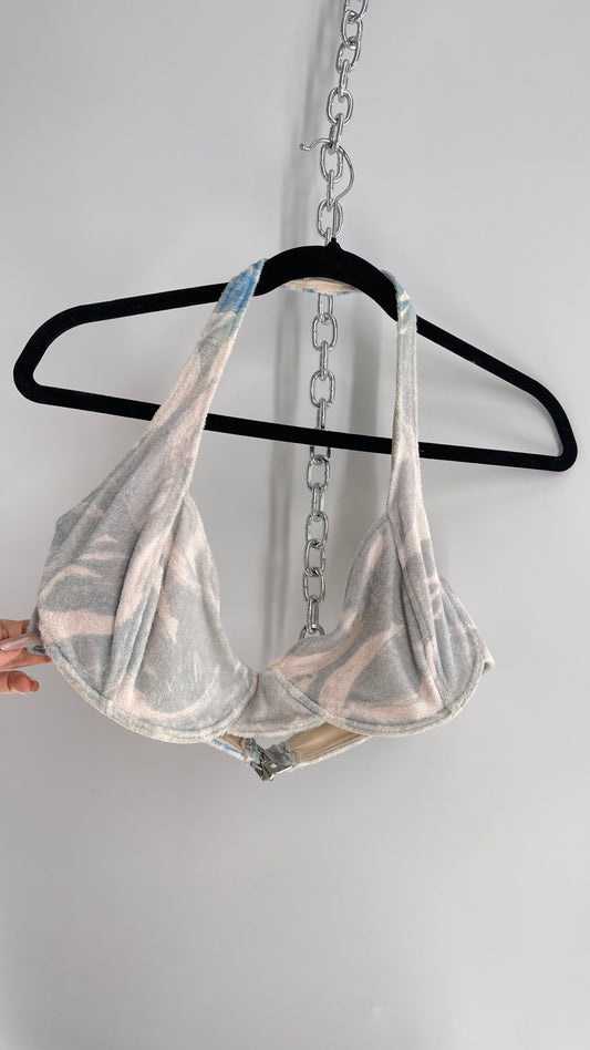 Stone Fox Swim  Underwire Halter Beach Towel Fabric Swim Top (XL)