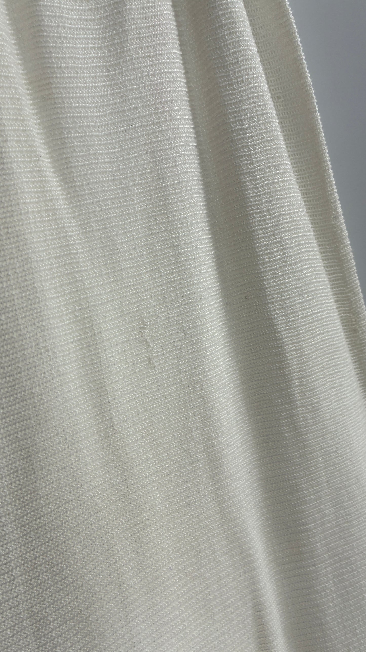 Vintage MARY JANE MARCASIANO White Knit 100% Cotton Made in NY Mermaid Style Skirt (Medium)