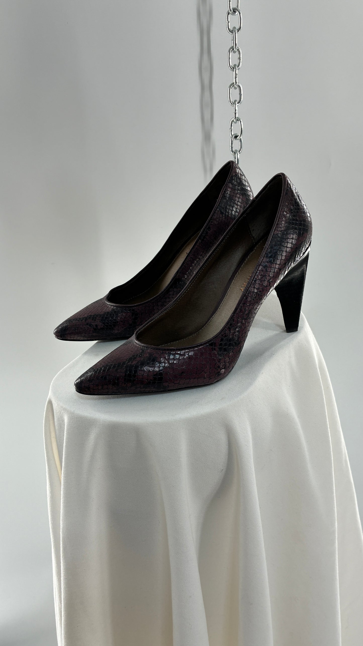 Vintage B MAKOWSKY Snake Embossed Pointed Toe Heel with Block Heel (9.5)