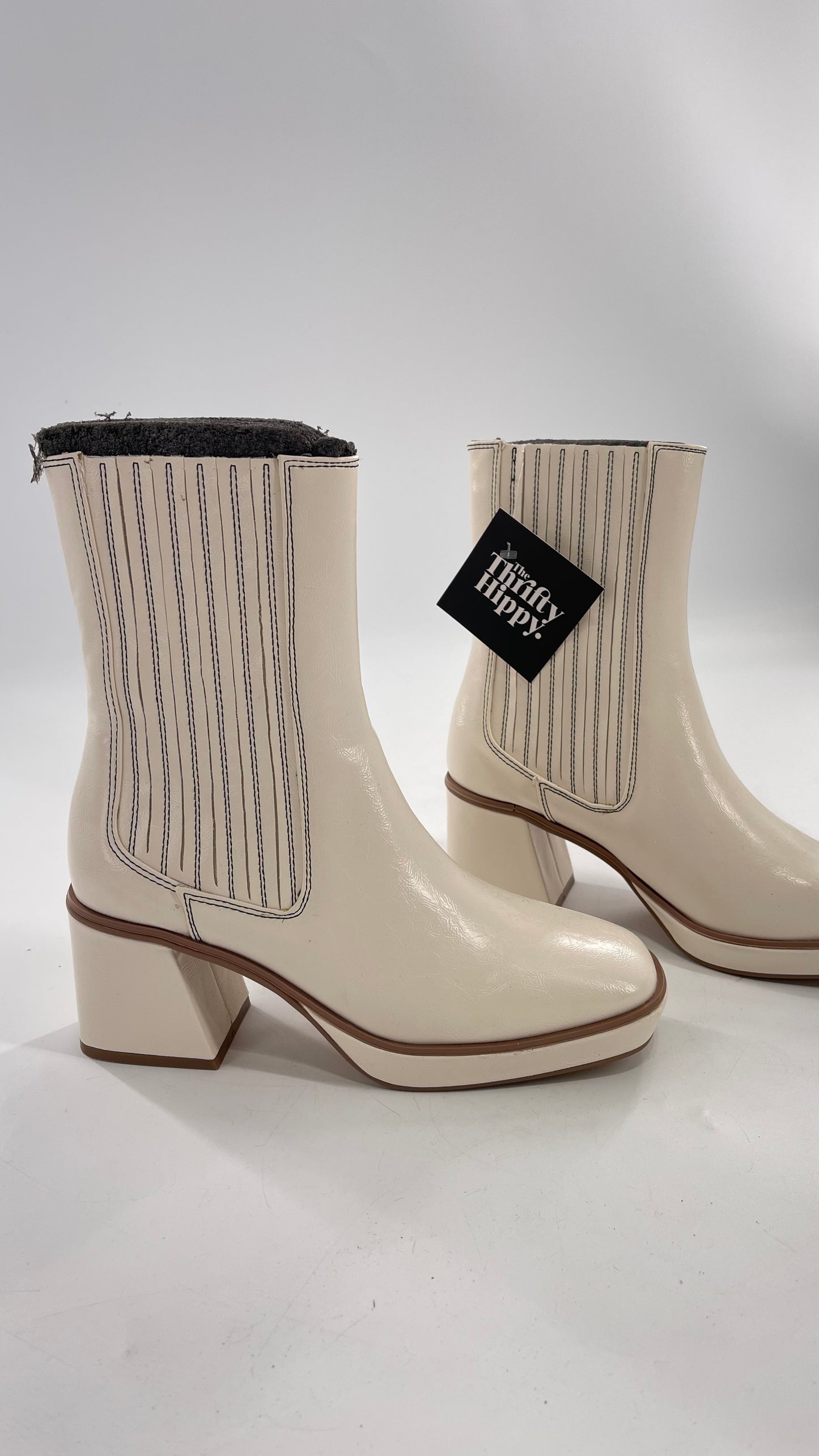 Urban Outfitters Off White Chunky Heel Booties (7)