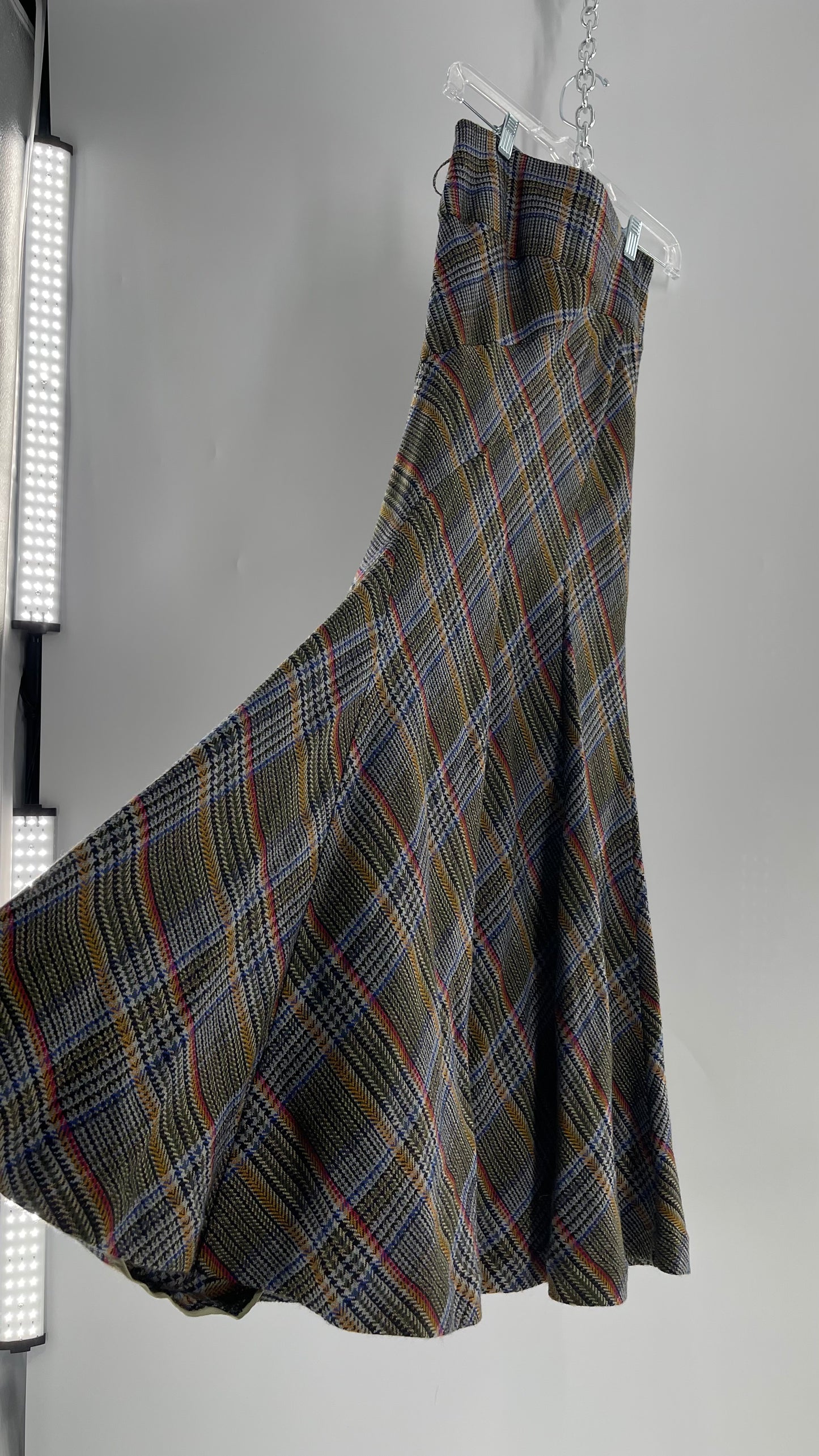 Elevenses 87% Wool Plaid Asymmetric Swirl Seam and Pleated Voluminous Hem  (0)