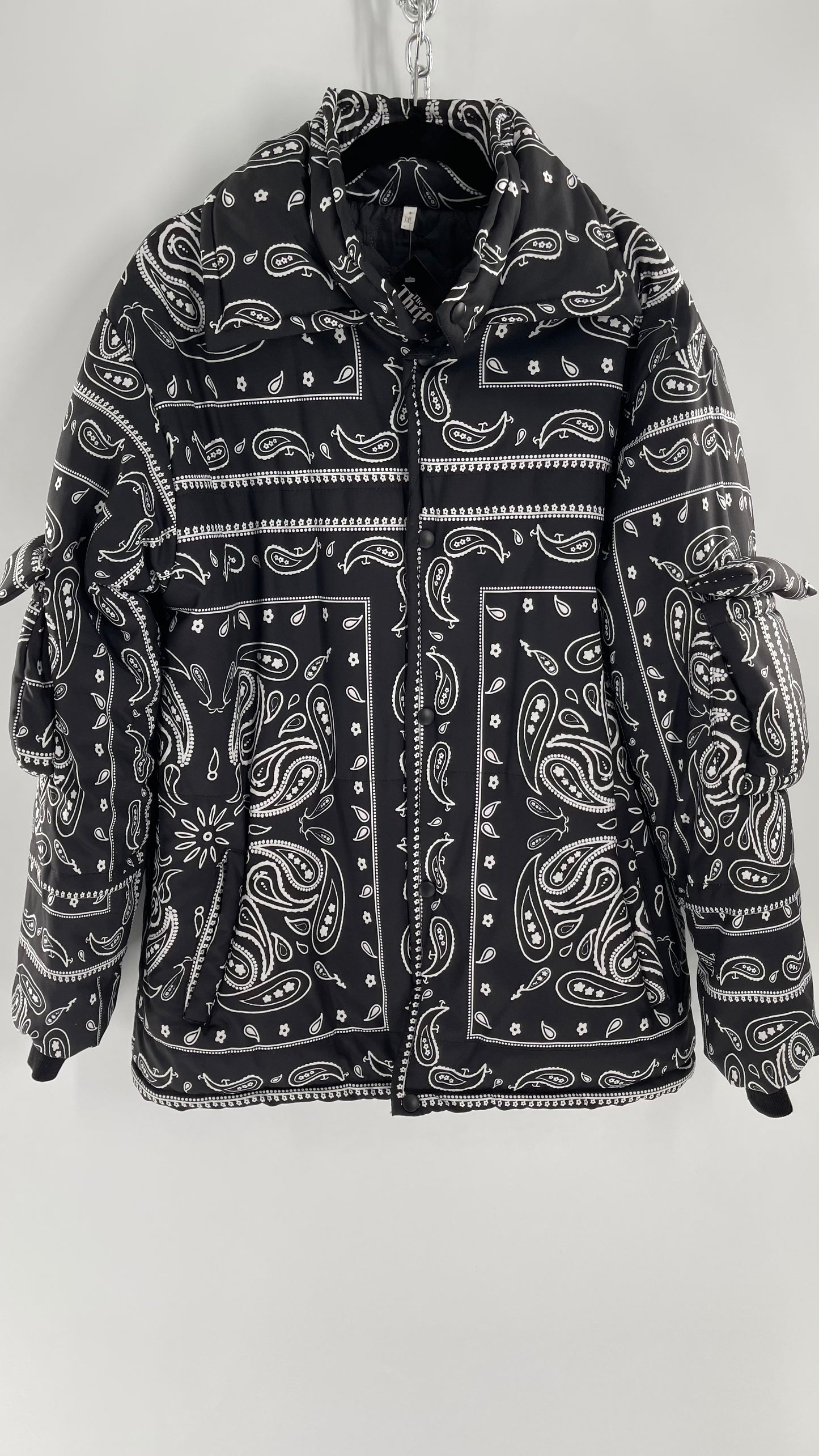 Bandana Patterned Black/White Puffer Jacket (C)(3XL)