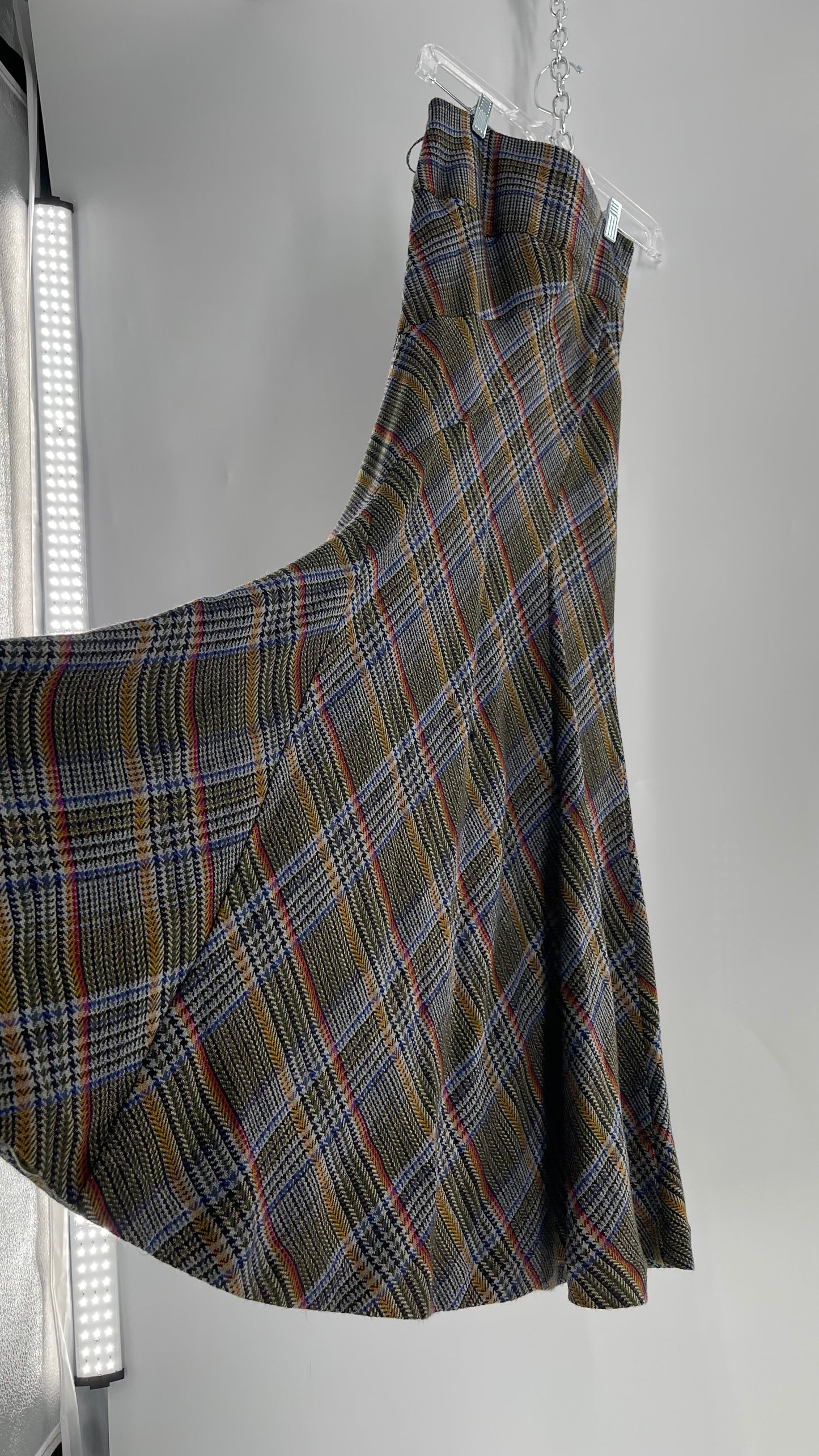 Elevenses 87% Wool Plaid Asymmetric Swirl Seam and Pleated Voluminous Hem  (0)