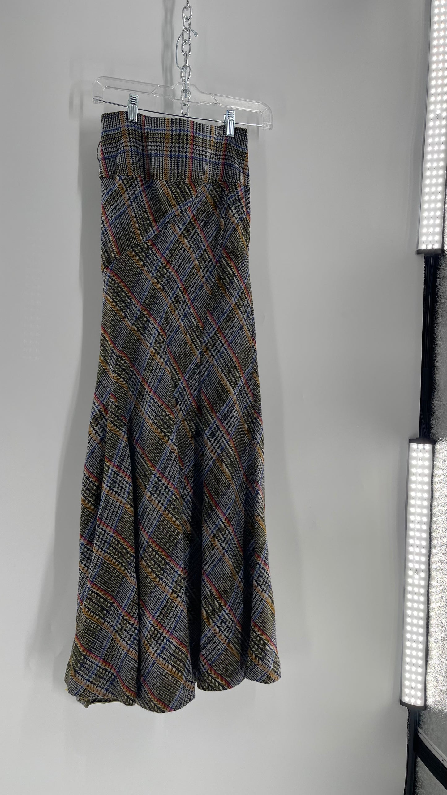 Elevenses 87% Wool Plaid Asymmetric Swirl Seam and Pleated Voluminous Hem  (0)