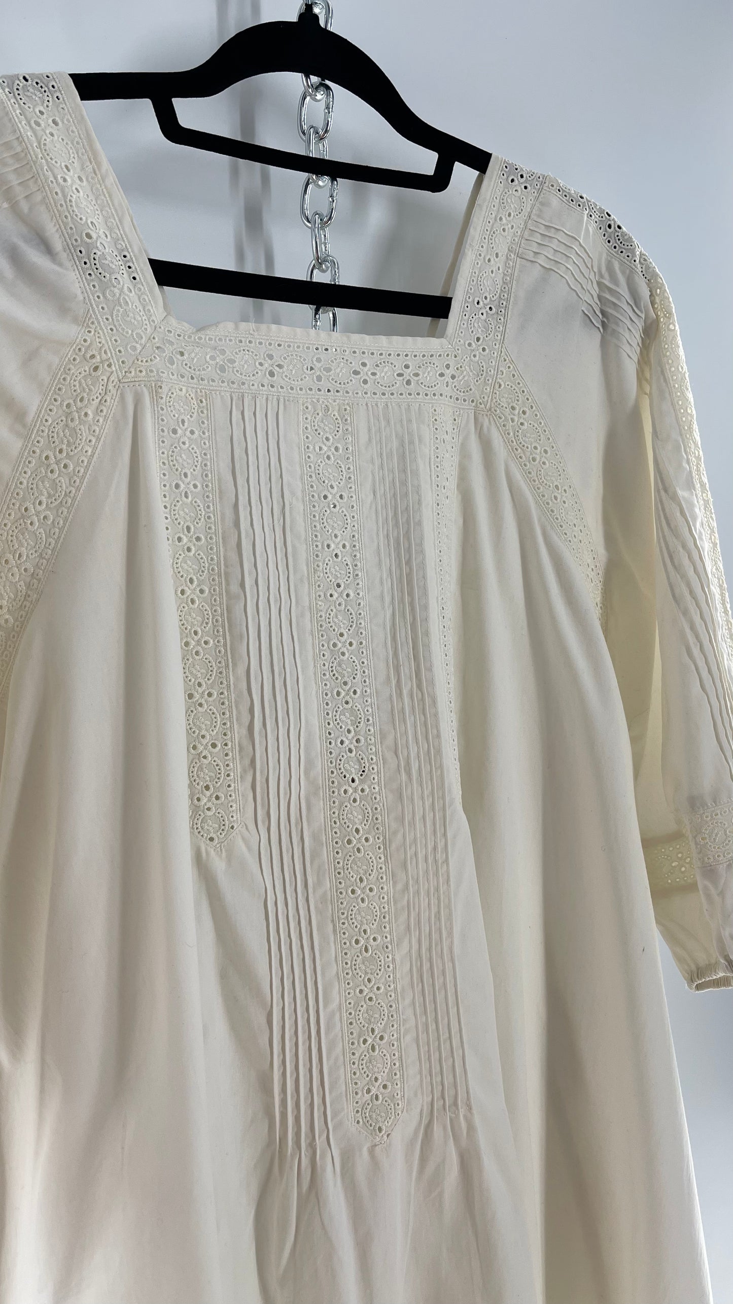 Free People White Long Sleeve Mini with Open Back and Lace Detailing (Small)