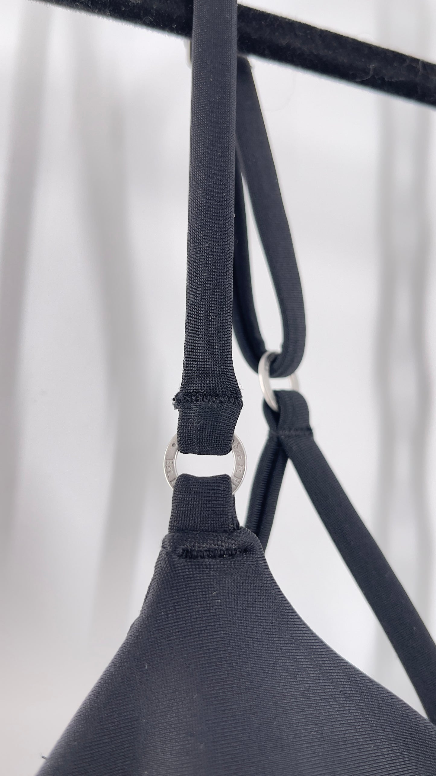 Abercrombie & Fitch Black Padded Triangle Swim Top (Medium)