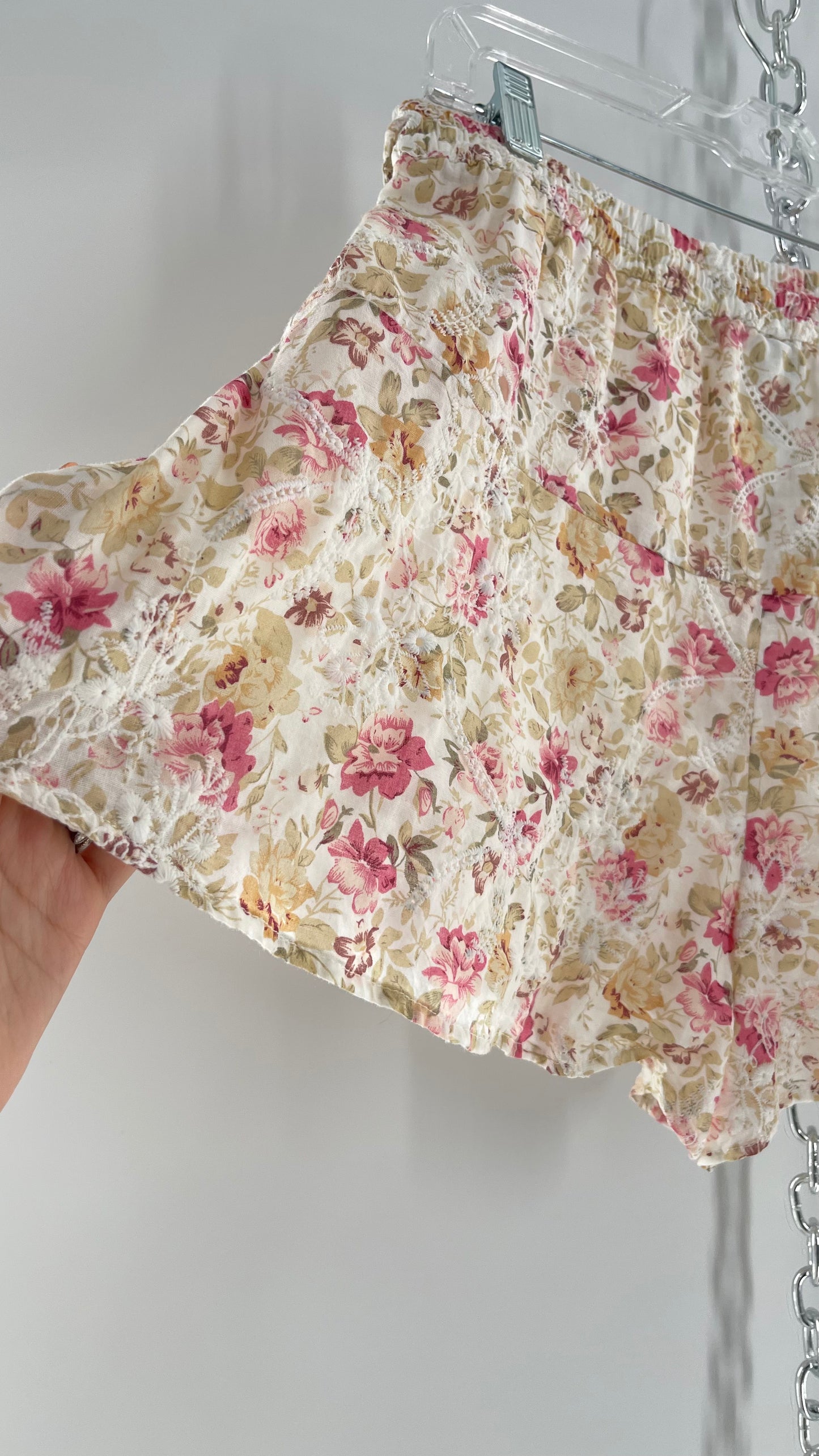 MINKPINK Romantic Floral Lace Tie Side Tassel Shorts (Medium)