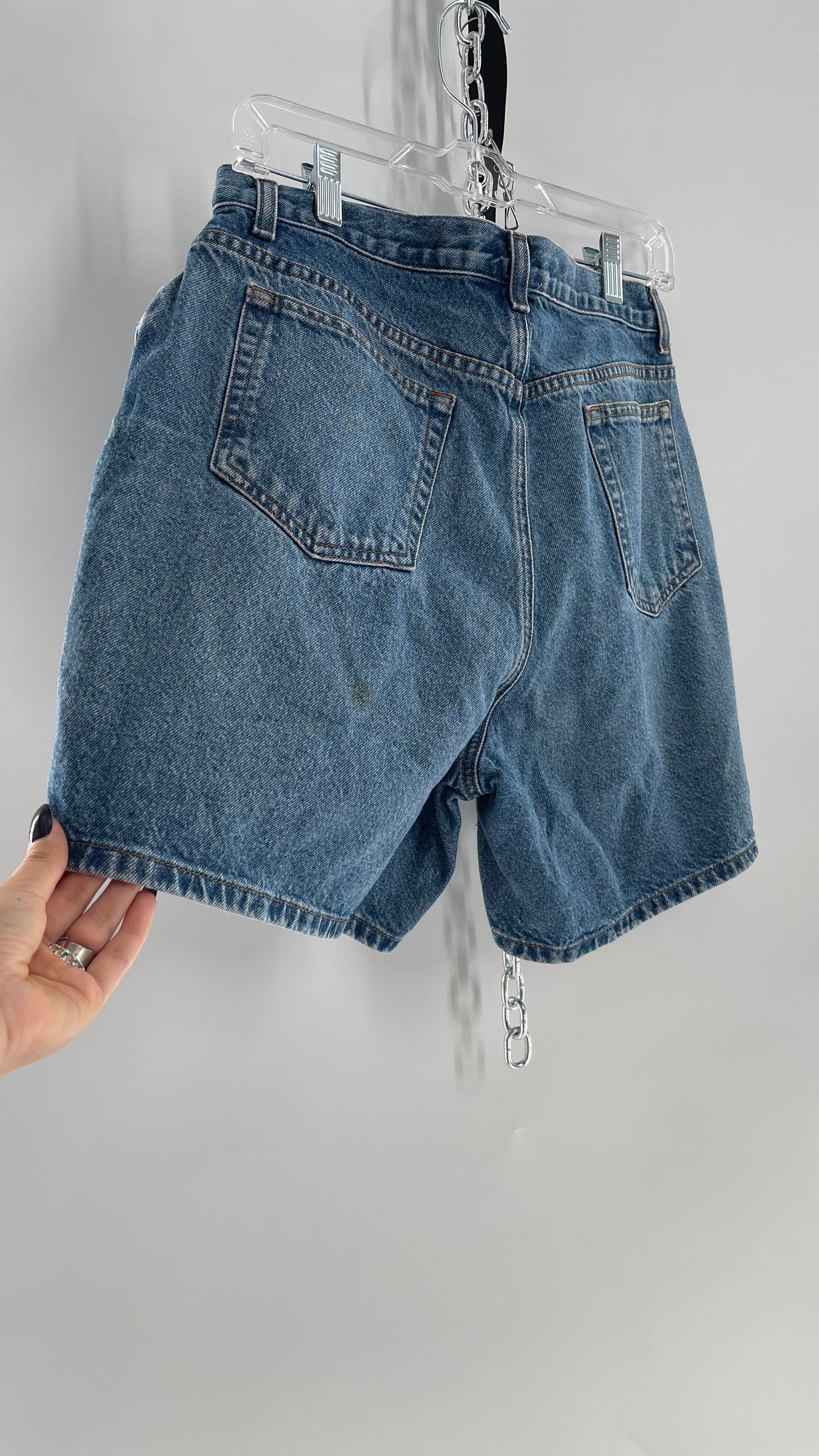 Vintage Liz Claiborne Medium Wash Denim High Waisted Shorts (12)