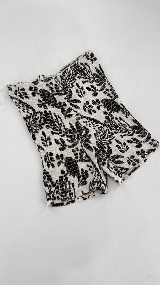 Free People White/Black Patterned Smocked Shorts (XS/S)