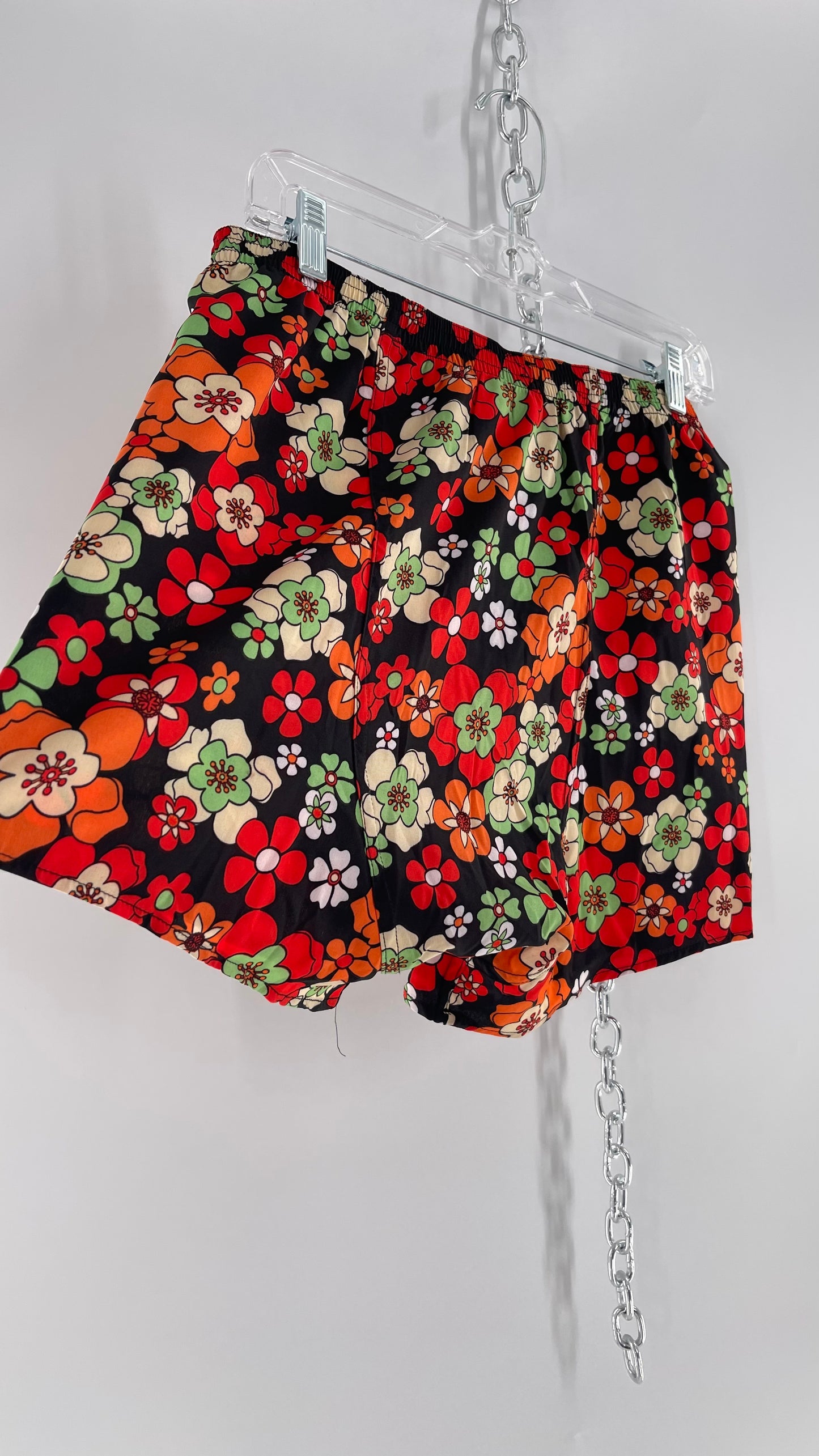 BDG Urban Outfitters Vintage Floral Contrast Shorts (Small)