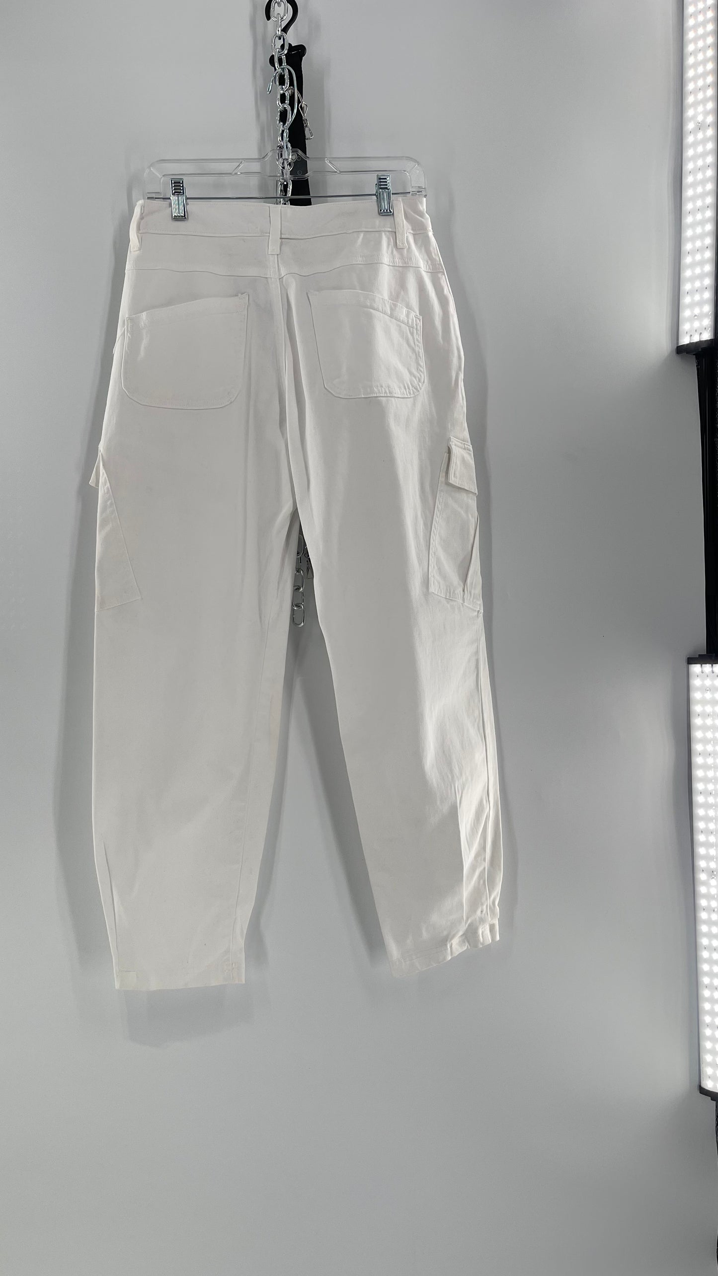 AMADI Anthropologie White Jogger Cargos (XS)