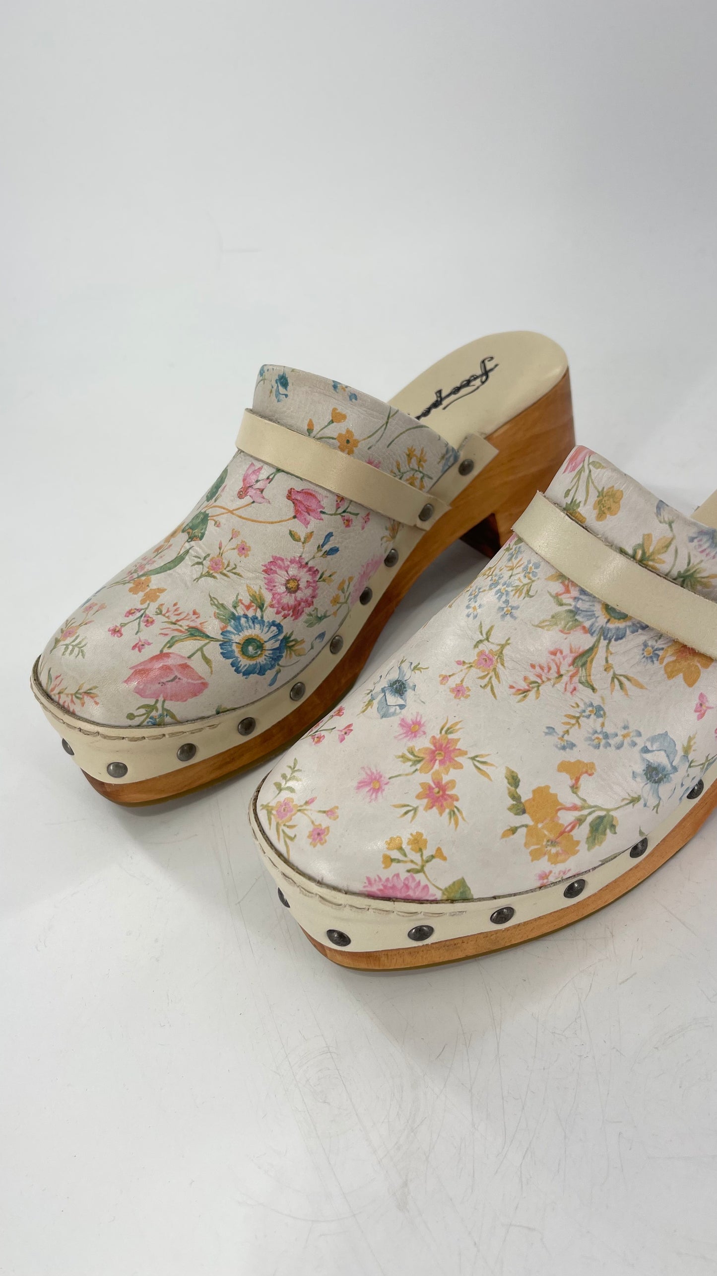 Free People Calabasas Off White Clogs with Floral Design (38)