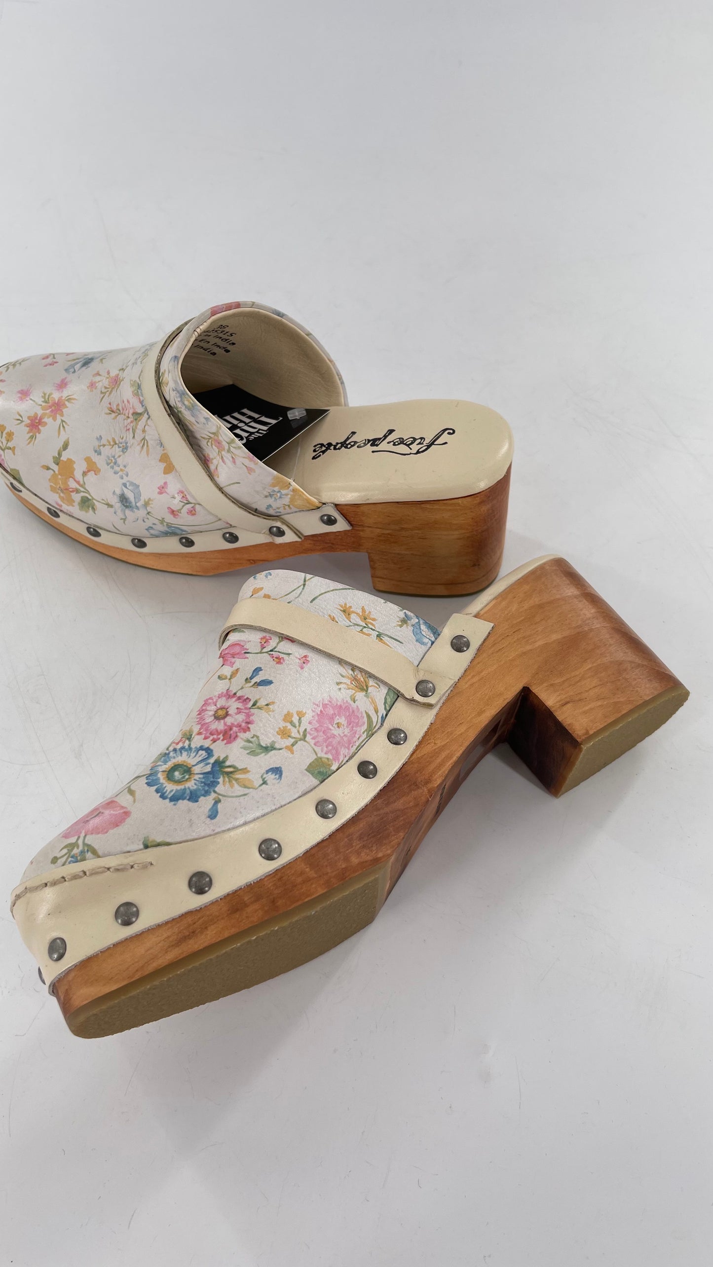 Free People Calabasas Off White Clogs with Floral Design (38)