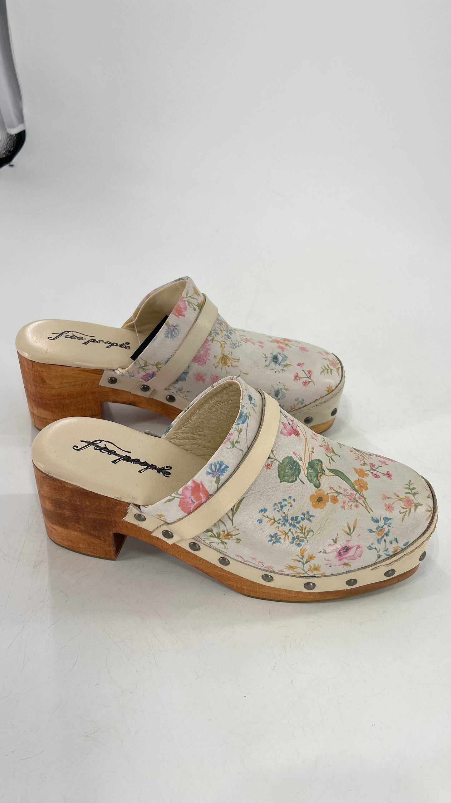 Free People Calabasas Off White Clogs with Floral Design (38)