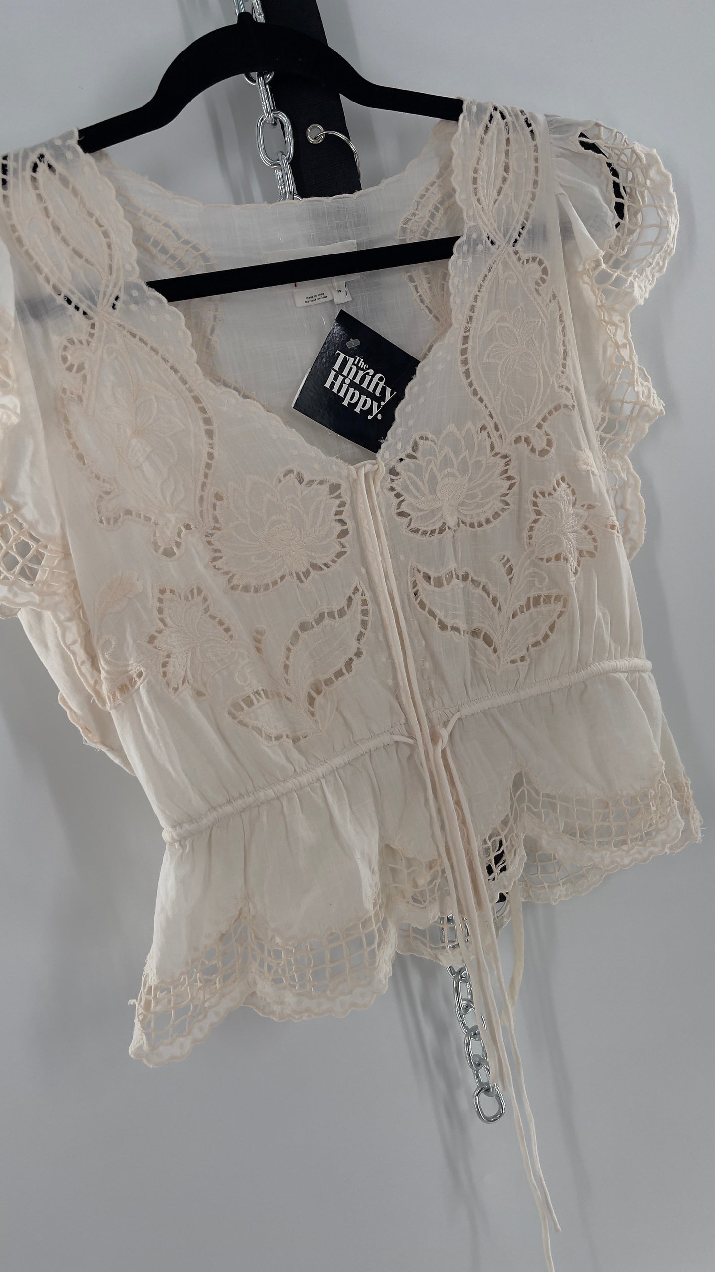 Anthropologie Off White Embroidered Perforated Lace Tie Waist Tank (XS)