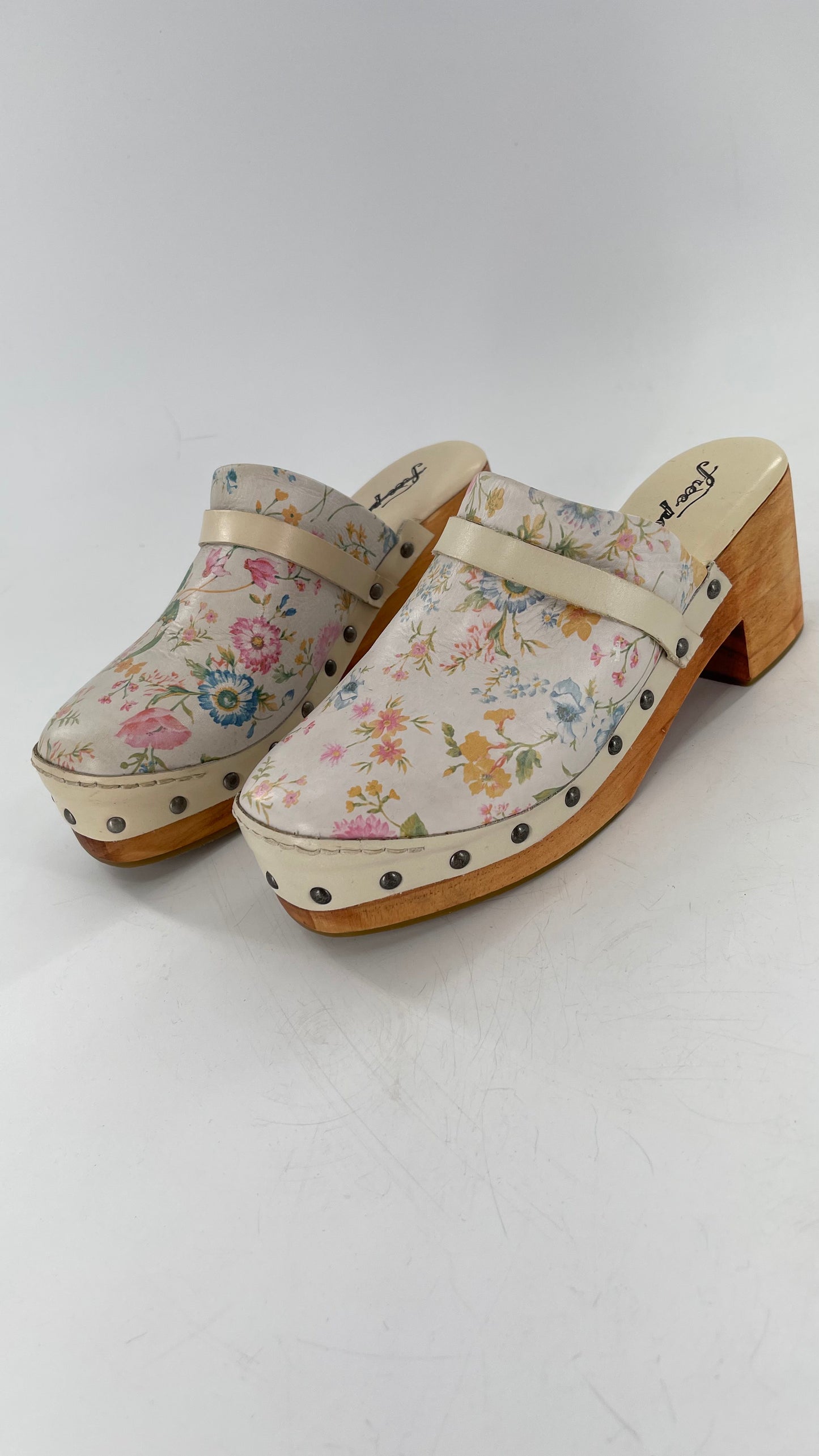 Free People Calabasas Off White Clogs with Floral Design (38)