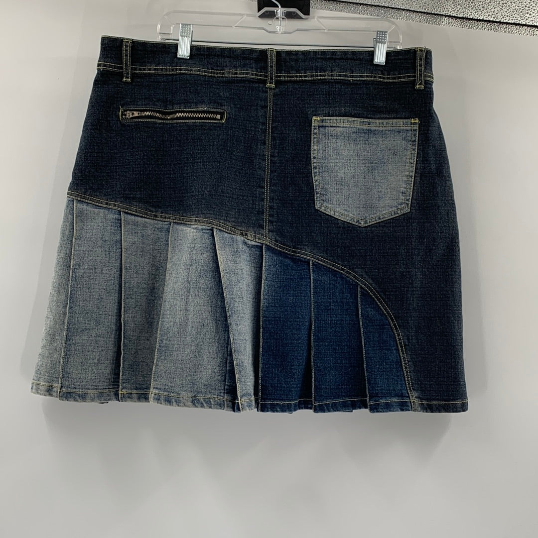 Crest Jeans Light Wash and Dark Denim with Pleated Hem Detail Mini Skirt (Size 17/18)