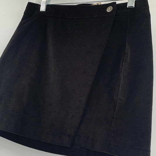 American Eagle Black Corduroy Mini Skirt Side Overlap (Size 0)