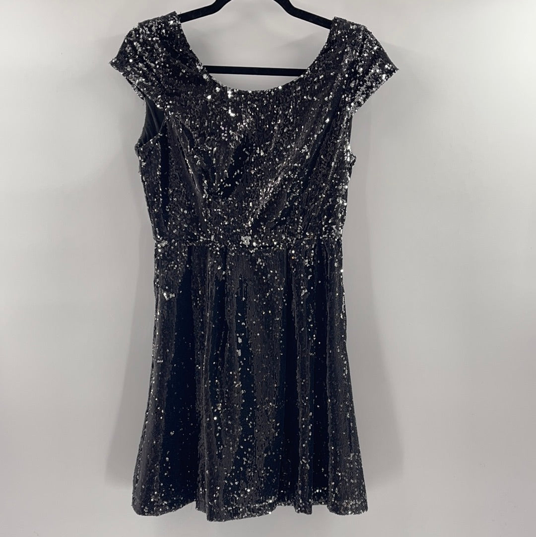 F21- Black Sequin Mini Dress (Small)