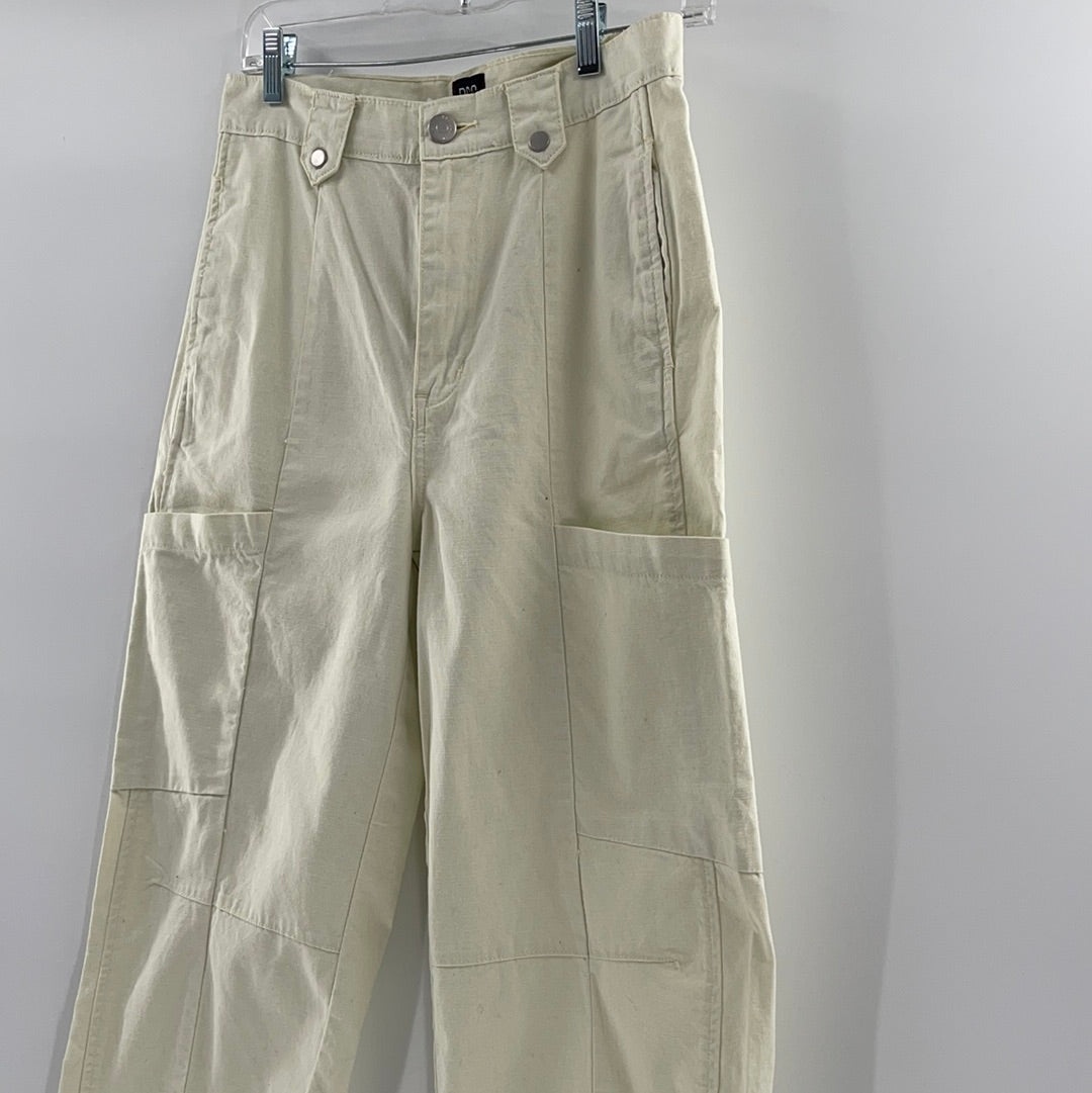 BDG urban outfitters yellow cargos (Size 2)