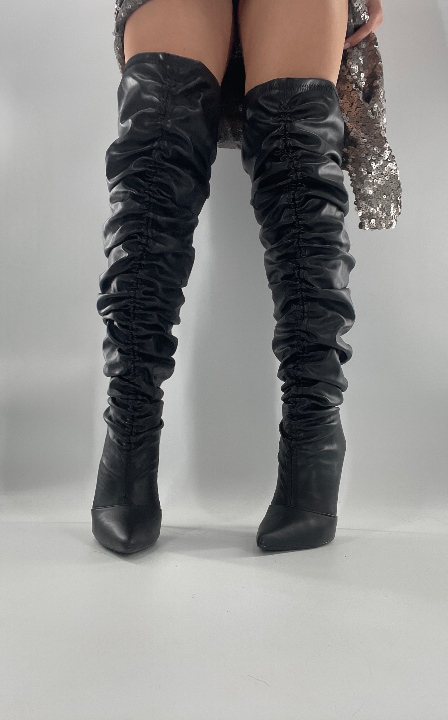 Unlabeled Black Vegan Leather Thigh High Scrunch Boots (8)