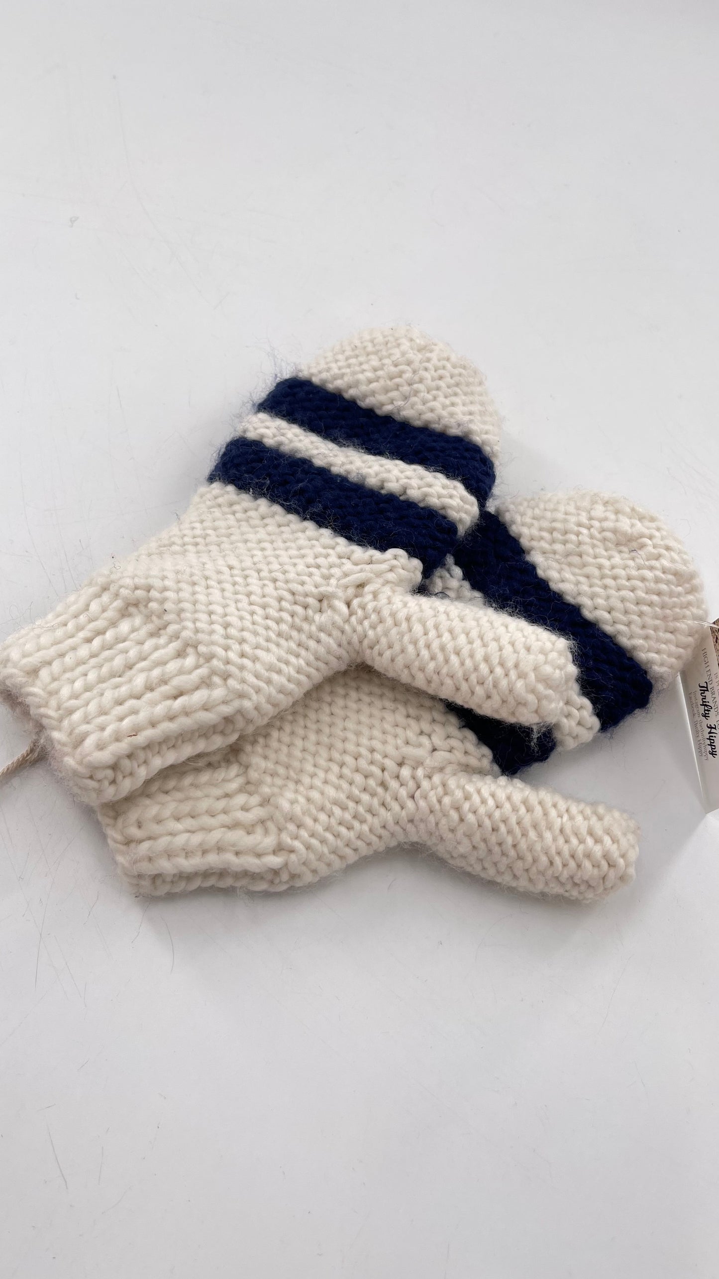 Anthropologie White/Navy Knit Mittens