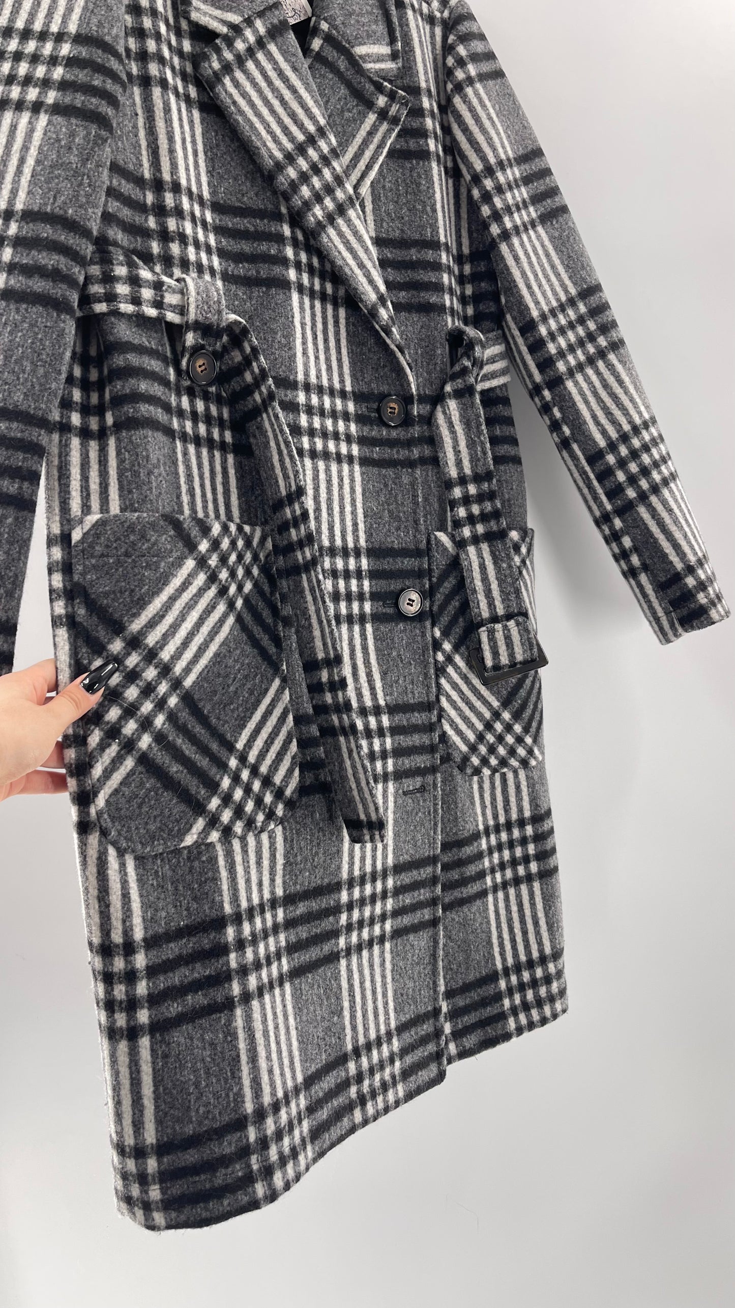 Motherhood Maternity winter coat Black, white, grey plaid - Size S