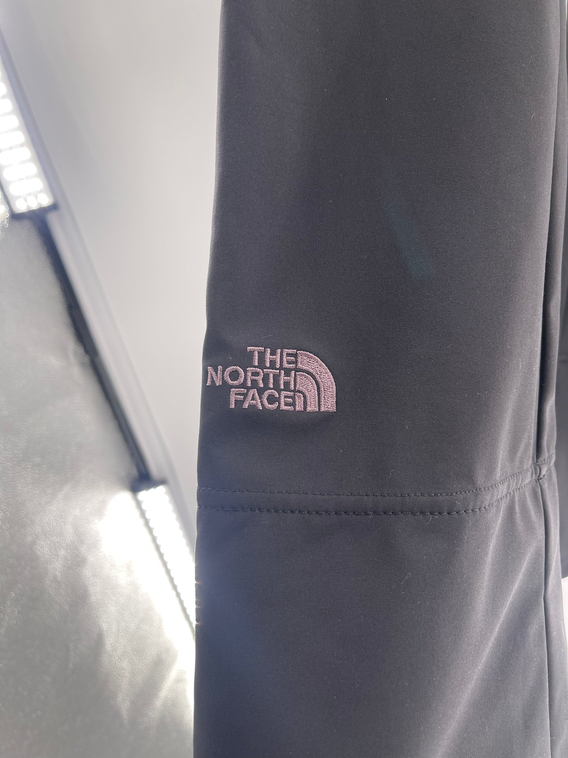 North Face Flared Pants (Sz XS) – The Thrifty Hippy North Face Flared Pants (Sz XS) – The Thrifty Hippy