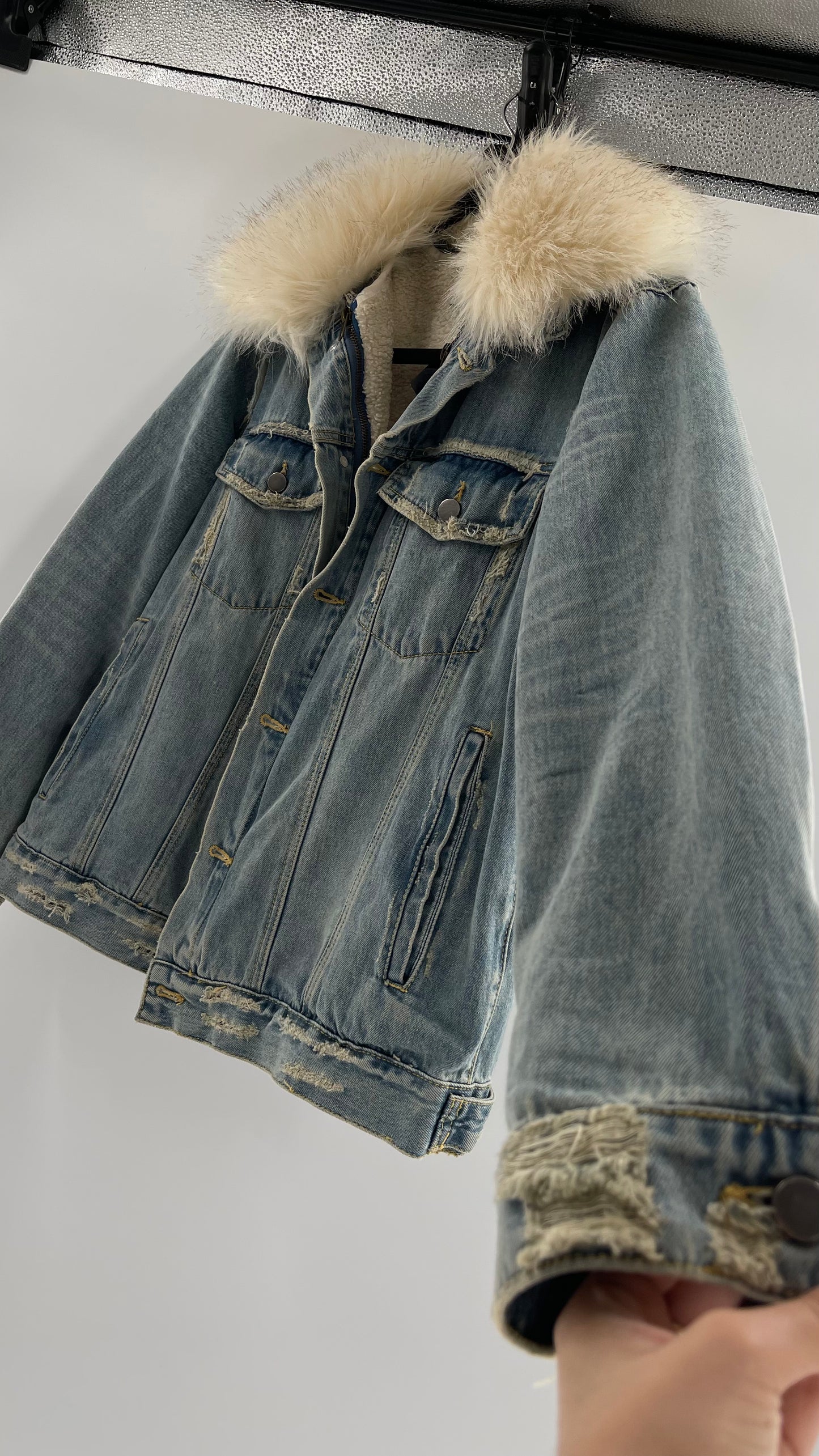 Heartloom Heavy Duty Denim Jacket with Faux Fur Collar and Removable Shearling Lining (Large)