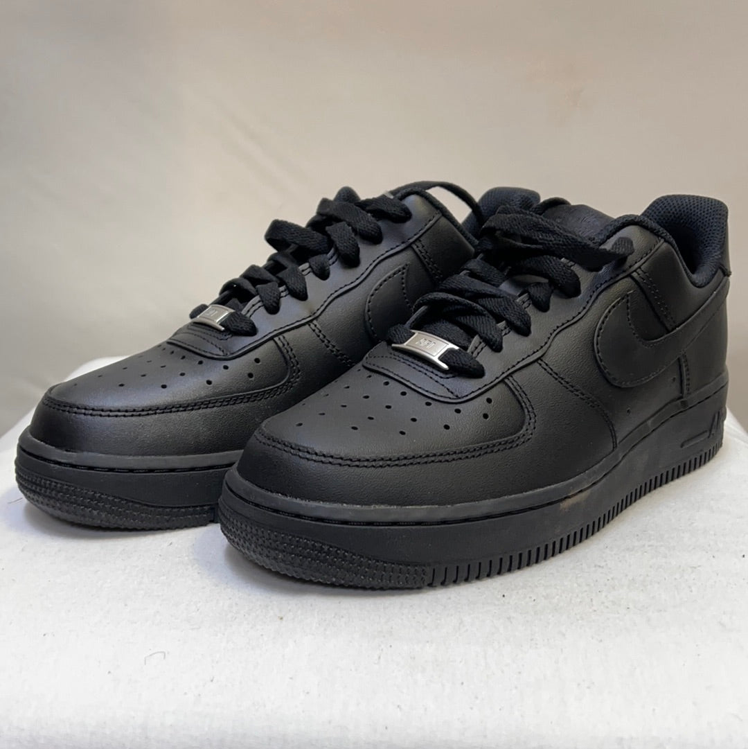 Black Air Force 1’s ‘07