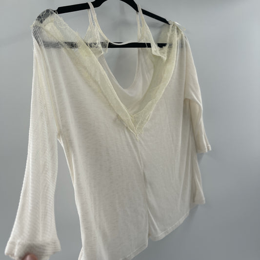 Pins and Needles White Lace Cold Shoulder (XS)