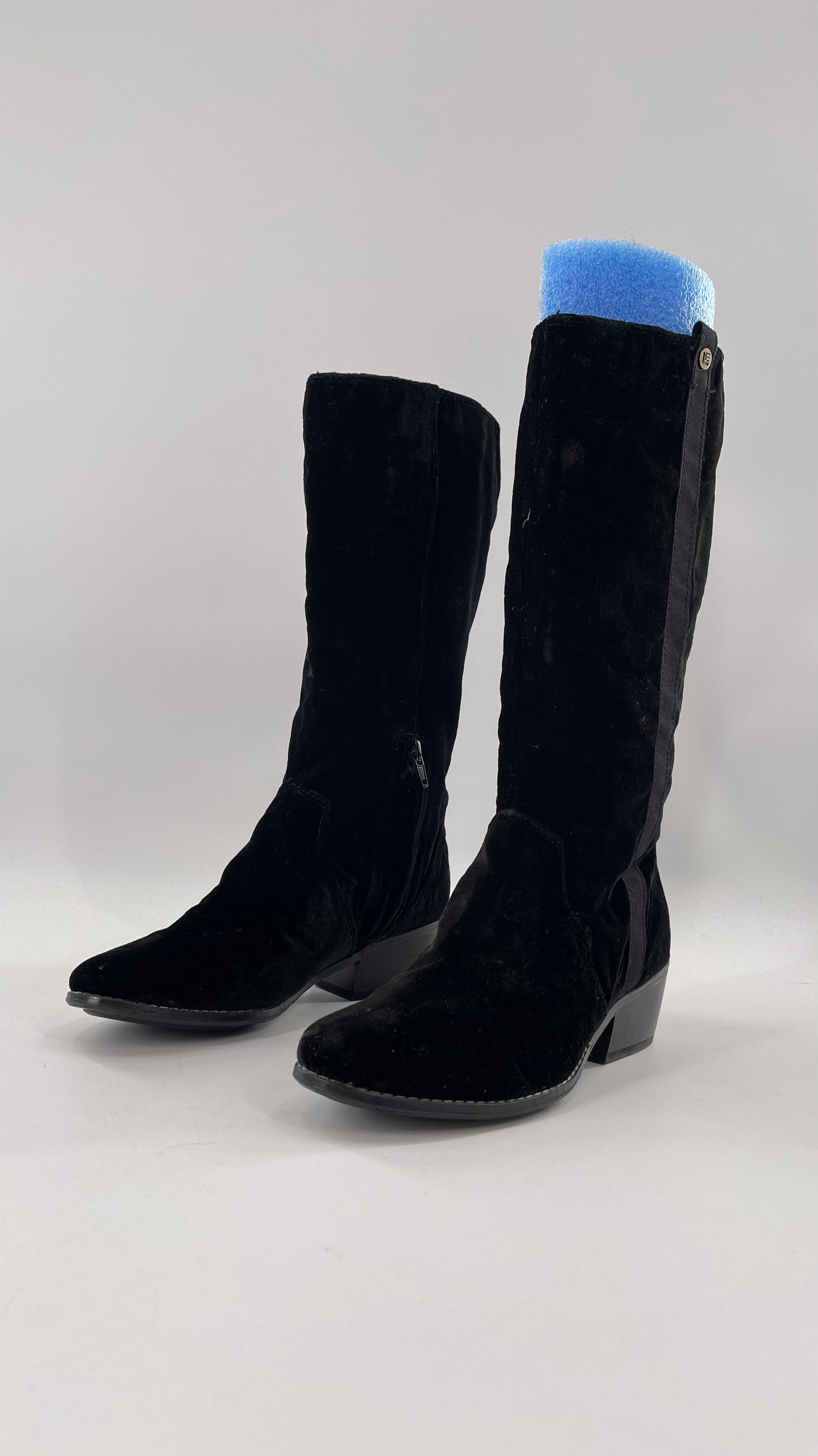 Libby Edelman  Black Velour Croc Boots (6)