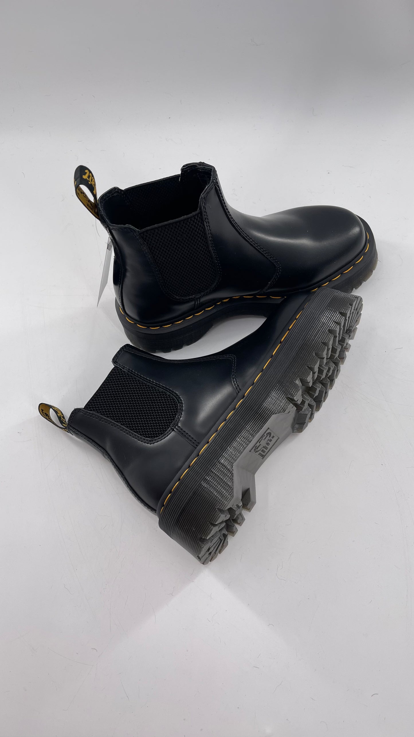 Dr. Martens 2976 Platform Chelsea Boot Black Polished Smooth (7L)