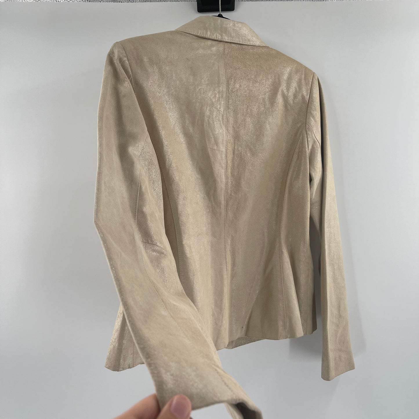 Apt.9 Metallic Cream Long Sleeve Blazer, 3 Cream Buttons and 2 Front Pockets (Size L)