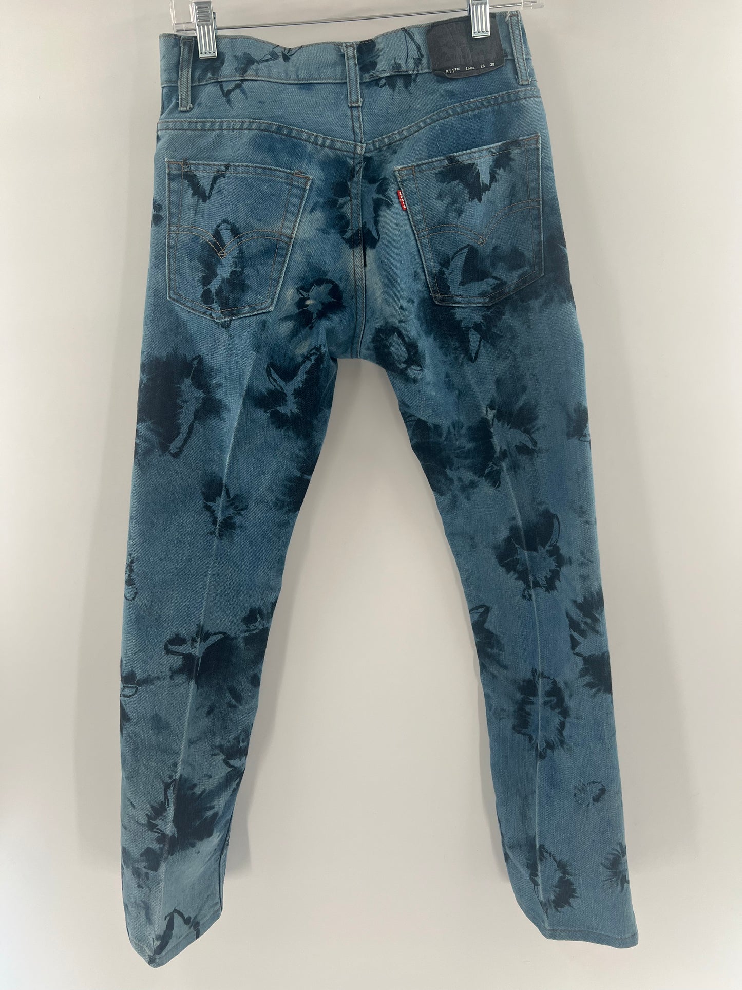Levi Strauss Urban Outfitters 511 Slim tie-dye (size 28 x 28 / 16 Reg)