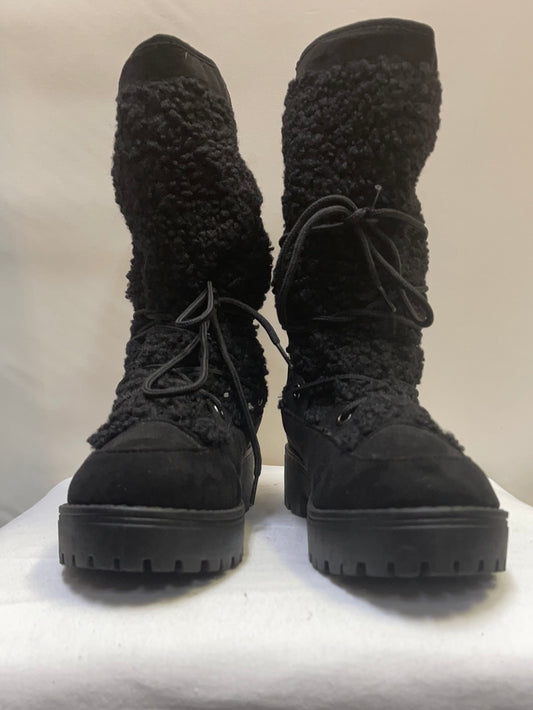Rogue Black Boots