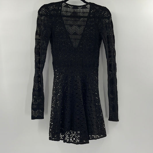 Intimately Free People - Black Lace Long Sleeve V Neckline (Size XS)