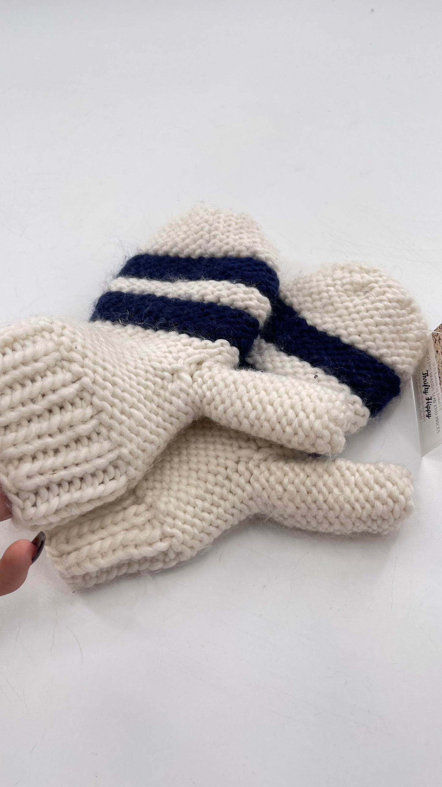 Anthropologie White/Navy Knit Mittens